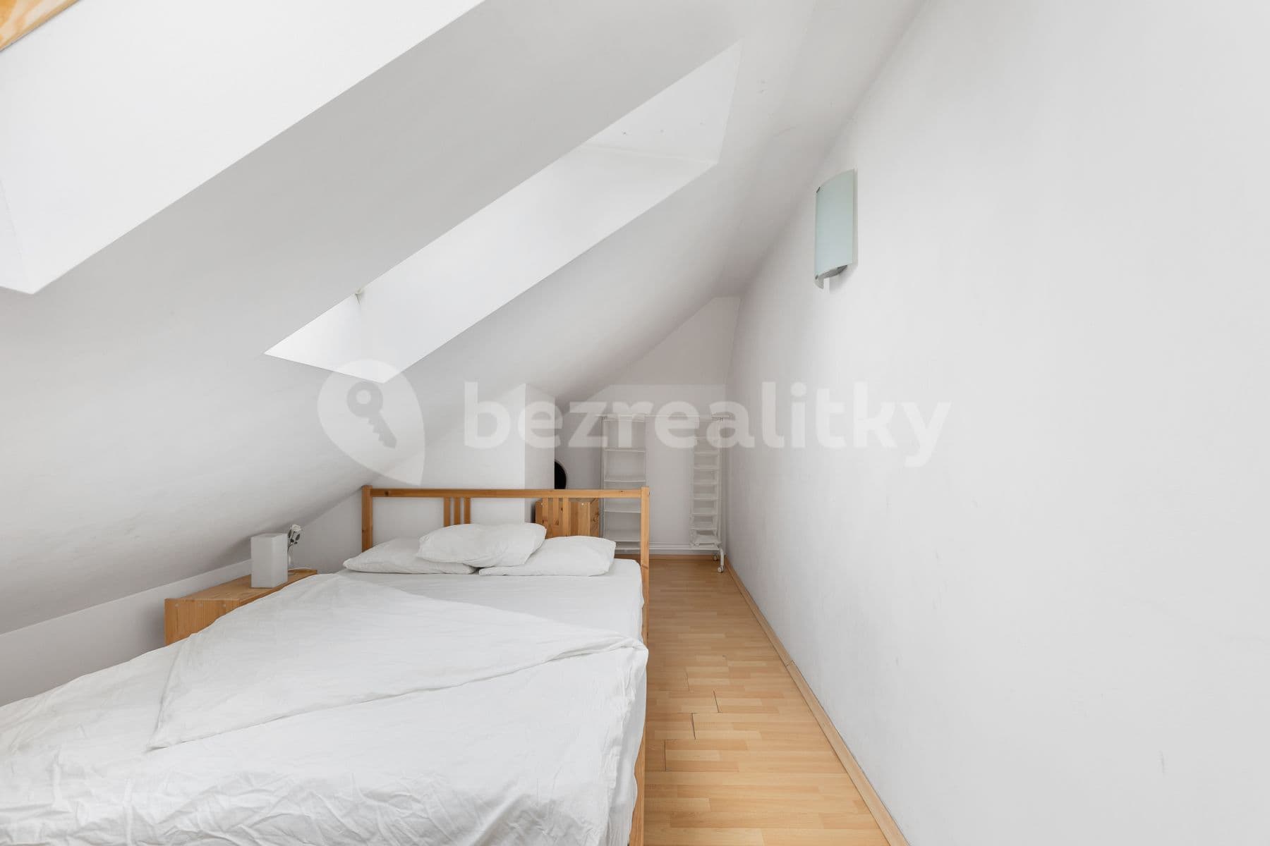 Prenájom bytu 3-izbový 84 m², Matoušova, Praha, Praha Prenájom bytu 3-izbový 84 m², Matoušova, Praha, Praha