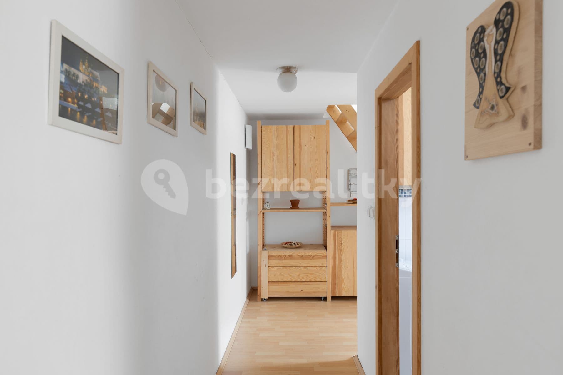 Prenájom bytu 3-izbový 84 m², Matoušova, Praha, Praha Prenájom bytu 3-izbový 84 m², Matoušova, Praha, Praha