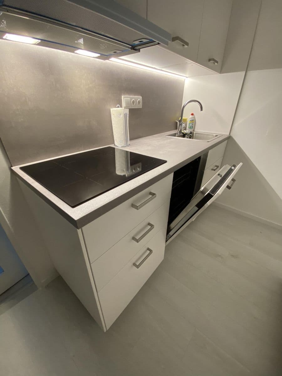 Prenájom bytu 2-izbový 39 m², Hudcova, Brno, Jihomoravský kraj Prenájom bytu 2-izbový 39 m², Hudcova, Brno, Jihomoravský kraj