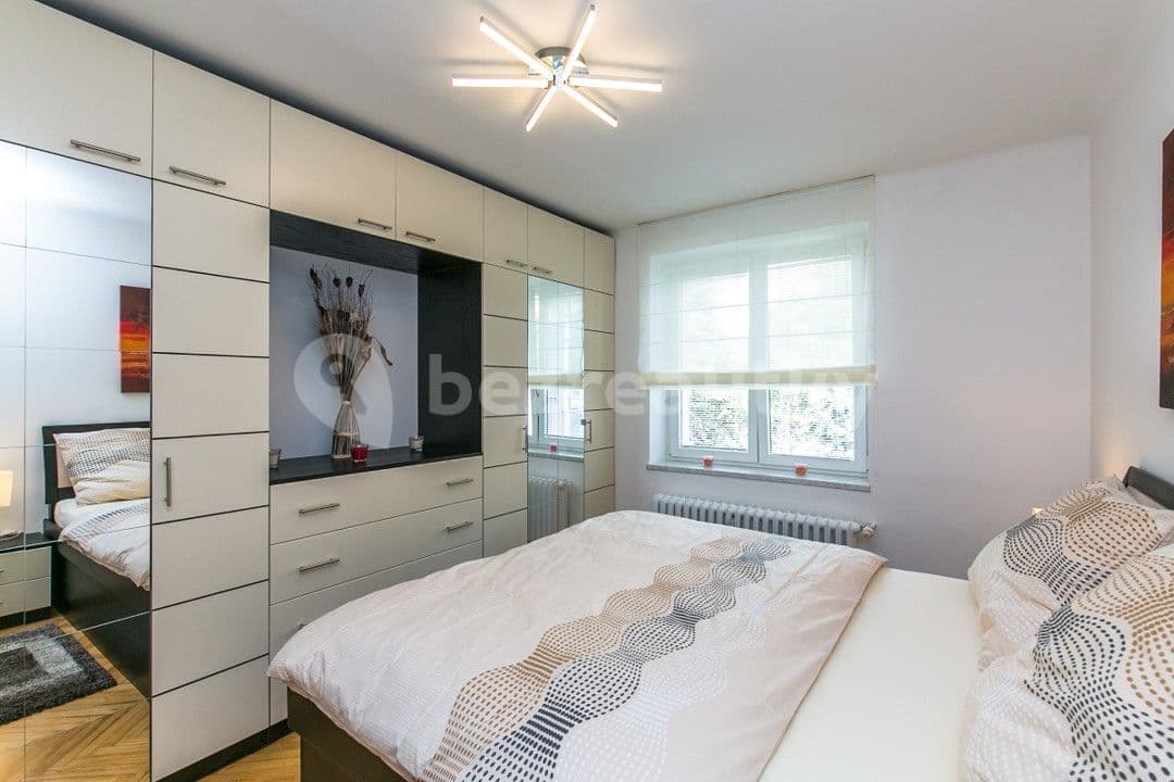Prenájom bytu 2-izbový 61 m², Kladenská, Praha, Praha Prenájom bytu 2-izbový 61 m², Kladenská, Praha, Praha