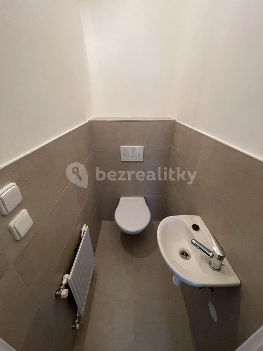 Prenájom kancelárie 100 m², Staropramenná, Praha, Praha Prenájom kancelárie 100 m², Staropramenná, Praha, Praha