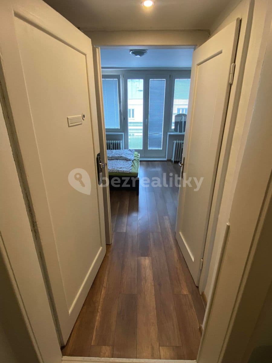 Prenájom bytu Garsoniéra 19 m², Ostrava, Moravskoslezský kraj Prenájom bytu Garsoniéra 19 m², Ostrava, Moravskoslezský kraj