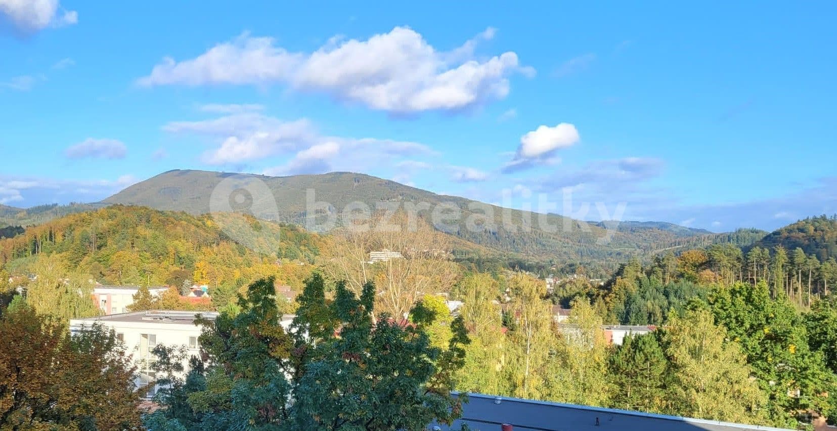 Prenájom bytu 3-izbový 61 m², Horská, Rožnov pod Radhoštěm, Zlínský kraj Prenájom bytu 3-izbový 61 m², Horská, Rožnov pod Radhoštěm, Zlínský kraj