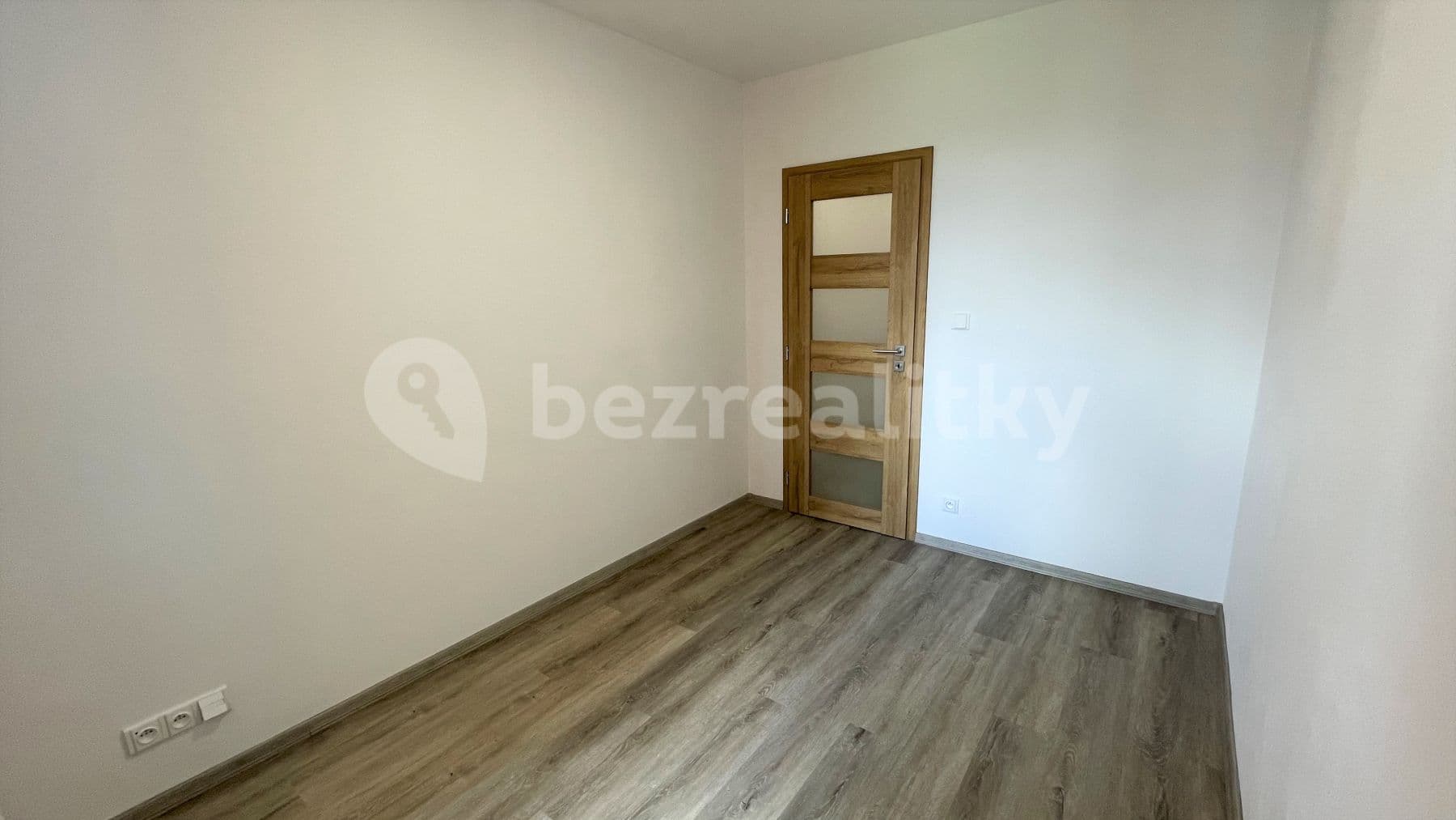 Prenájom bytu 3-izbový 61 m², Horská, Rožnov pod Radhoštěm, Zlínský kraj Prenájom bytu 3-izbový 61 m², Horská, Rožnov pod Radhoštěm, Zlínský kraj
