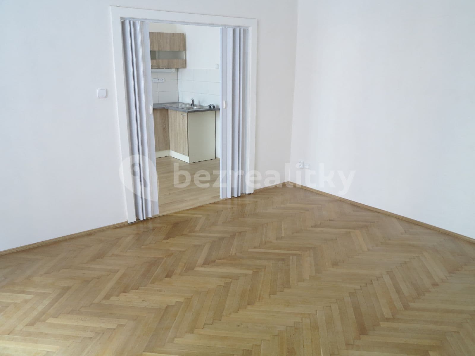 Prenájom bytu 2-izbový 46 m², V Háji, Praha, Praha Prenájom bytu 2-izbový 46 m², V Háji, Praha, Praha