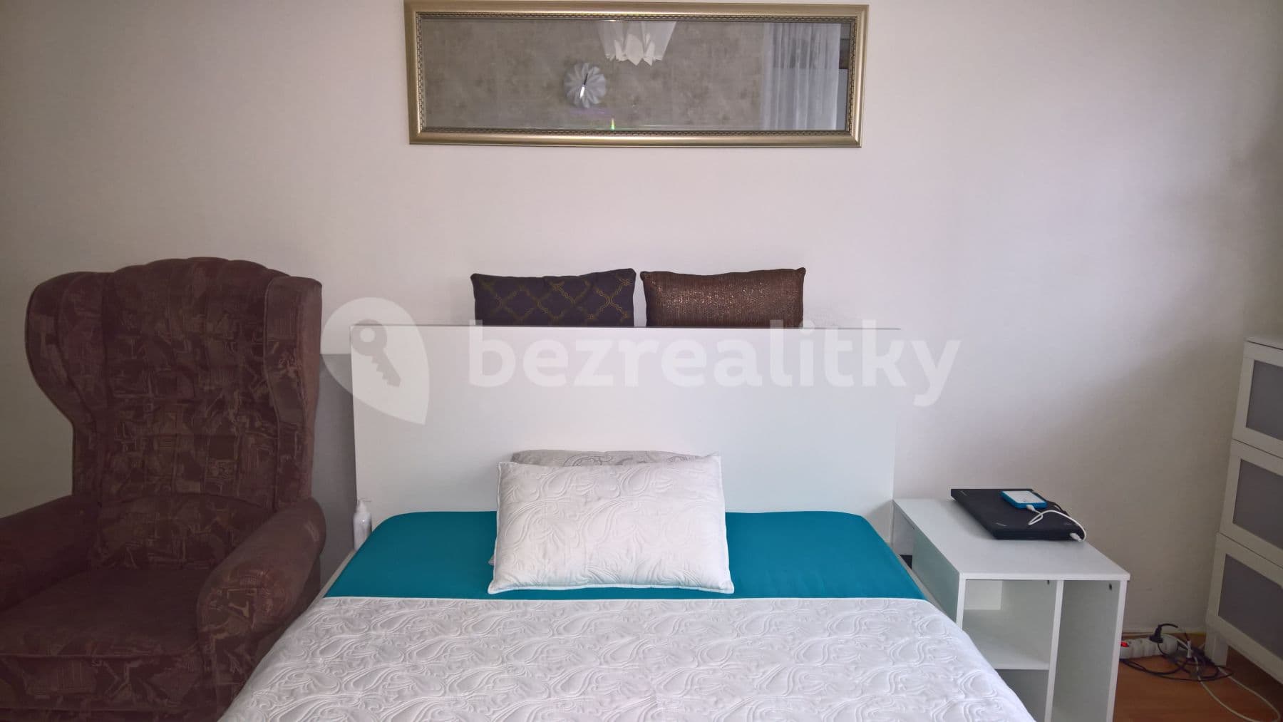 Prenájom bytu Garsoniéra 28 m², Měchenická, Praha, Praha Prenájom bytu Garsoniéra 28 m², Měchenická, Praha, Praha
