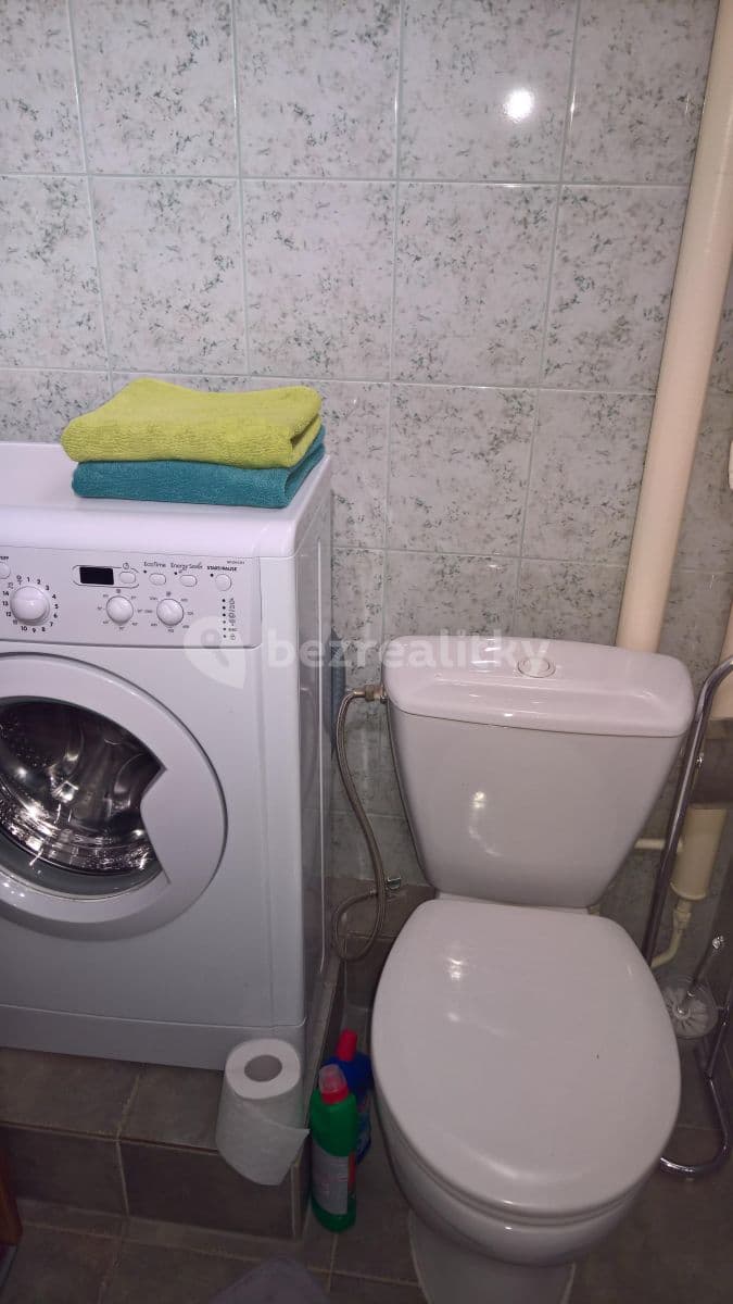 Prenájom bytu Garsoniéra 28 m², Měchenická, Praha, Praha Prenájom bytu Garsoniéra 28 m², Měchenická, Praha, Praha