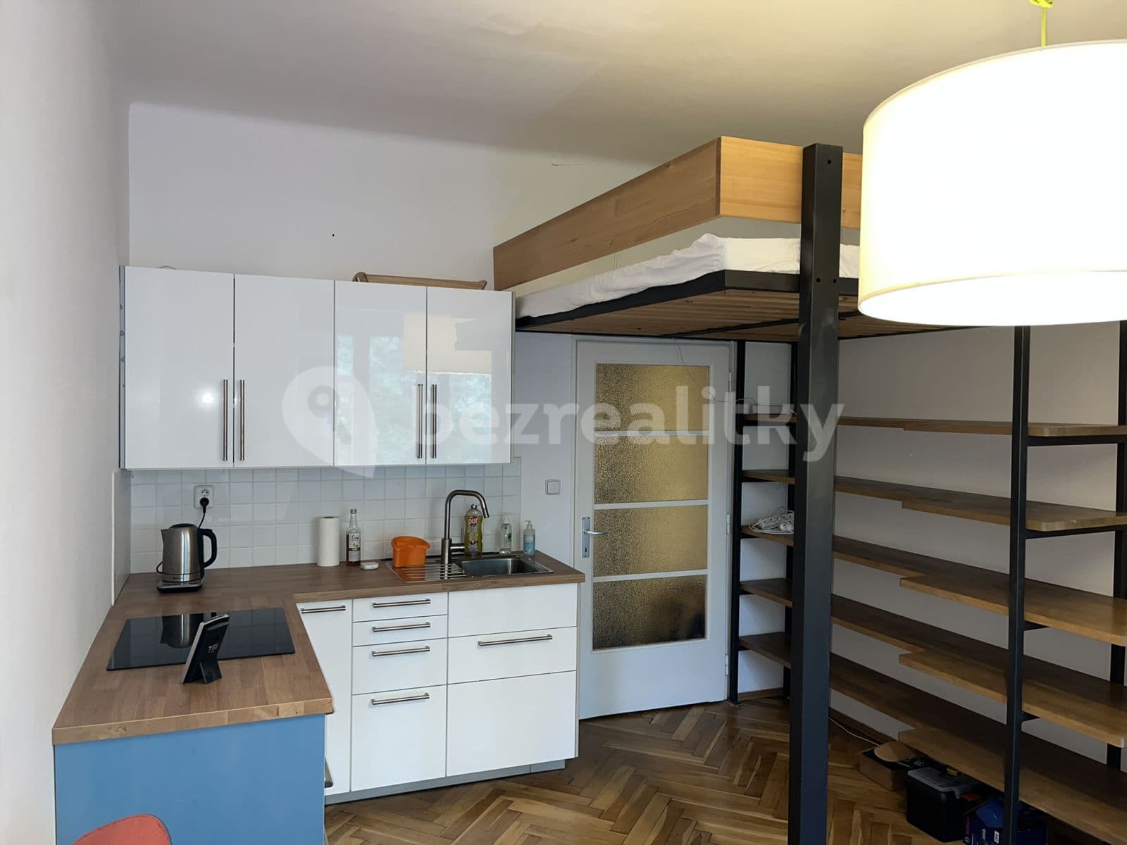 Prenájom bytu Garsoniéra 28 m², Jakutská, Praha, Praha Prenájom bytu Garsoniéra 28 m², Jakutská, Praha, Praha