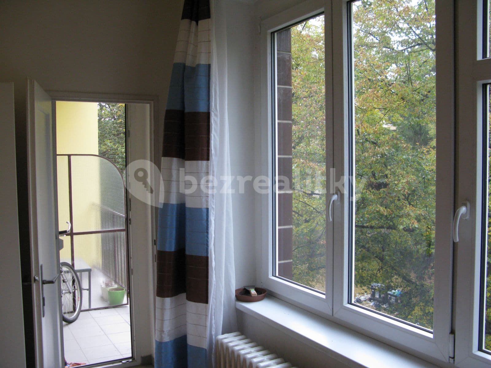 Prenájom bytu Garsoniéra 28 m², Jakutská, Praha, Praha Prenájom bytu Garsoniéra 28 m², Jakutská, Praha, Praha