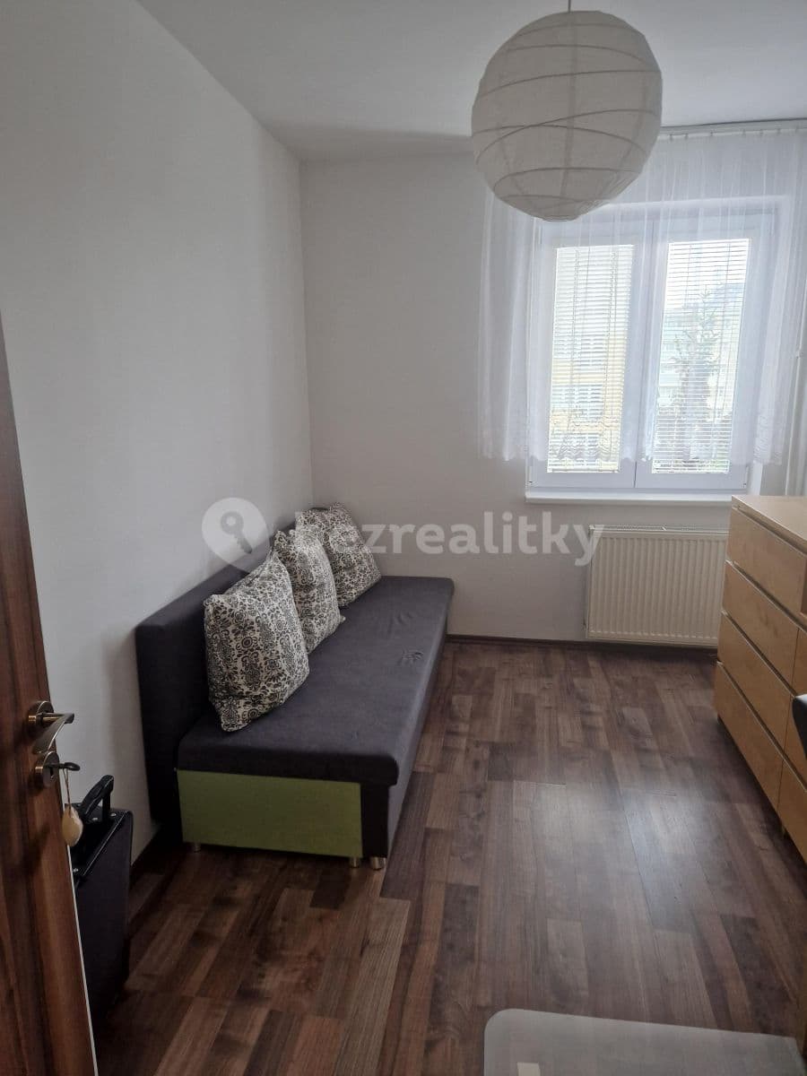 Prenájom bytu 3-izbový 56 m², Svojšovická, Praha, Praha Prenájom bytu 3-izbový 56 m², Svojšovická, Praha, Praha