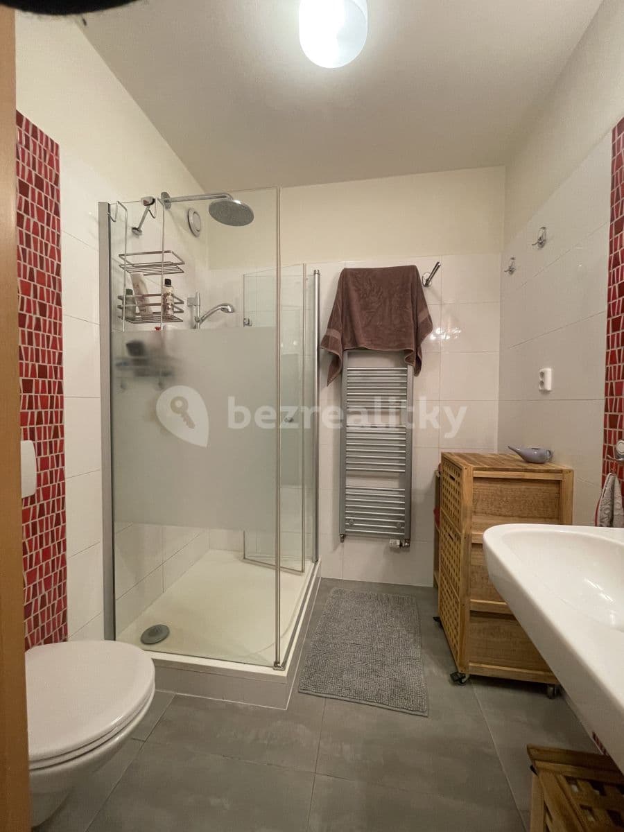 Prenájom domu 174 m², pozemek 380 m², Vodárenská, Bílovice nad Svitavou, Jihomoravský kraj Prenájom domu 174 m², pozemek 380 m², Vodárenská, Bílovice nad Svitavou, Jihomoravský kraj