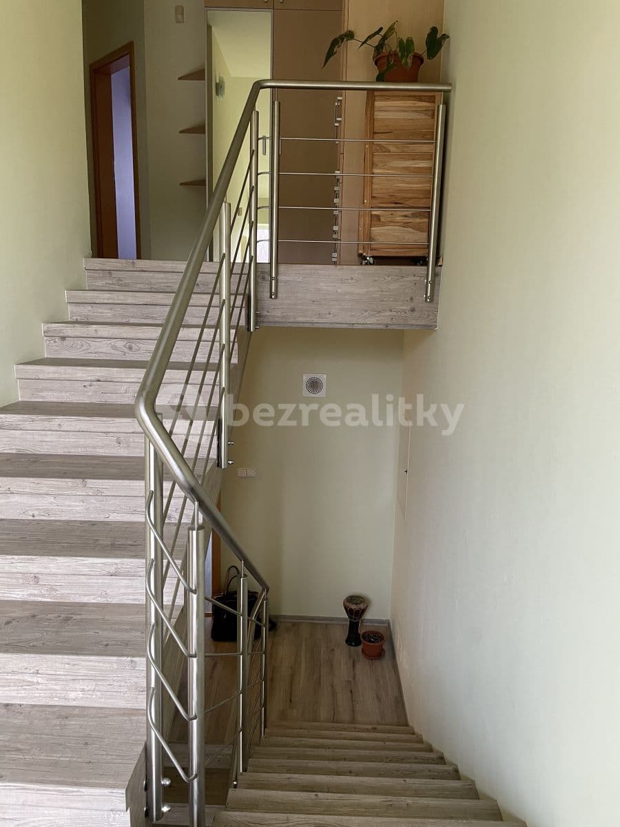 Prenájom domu 174 m², pozemek 380 m², Vodárenská, Bílovice nad Svitavou, Jihomoravský kraj Prenájom domu 174 m², pozemek 380 m², Vodárenská, Bílovice nad Svitavou, Jihomoravský kraj