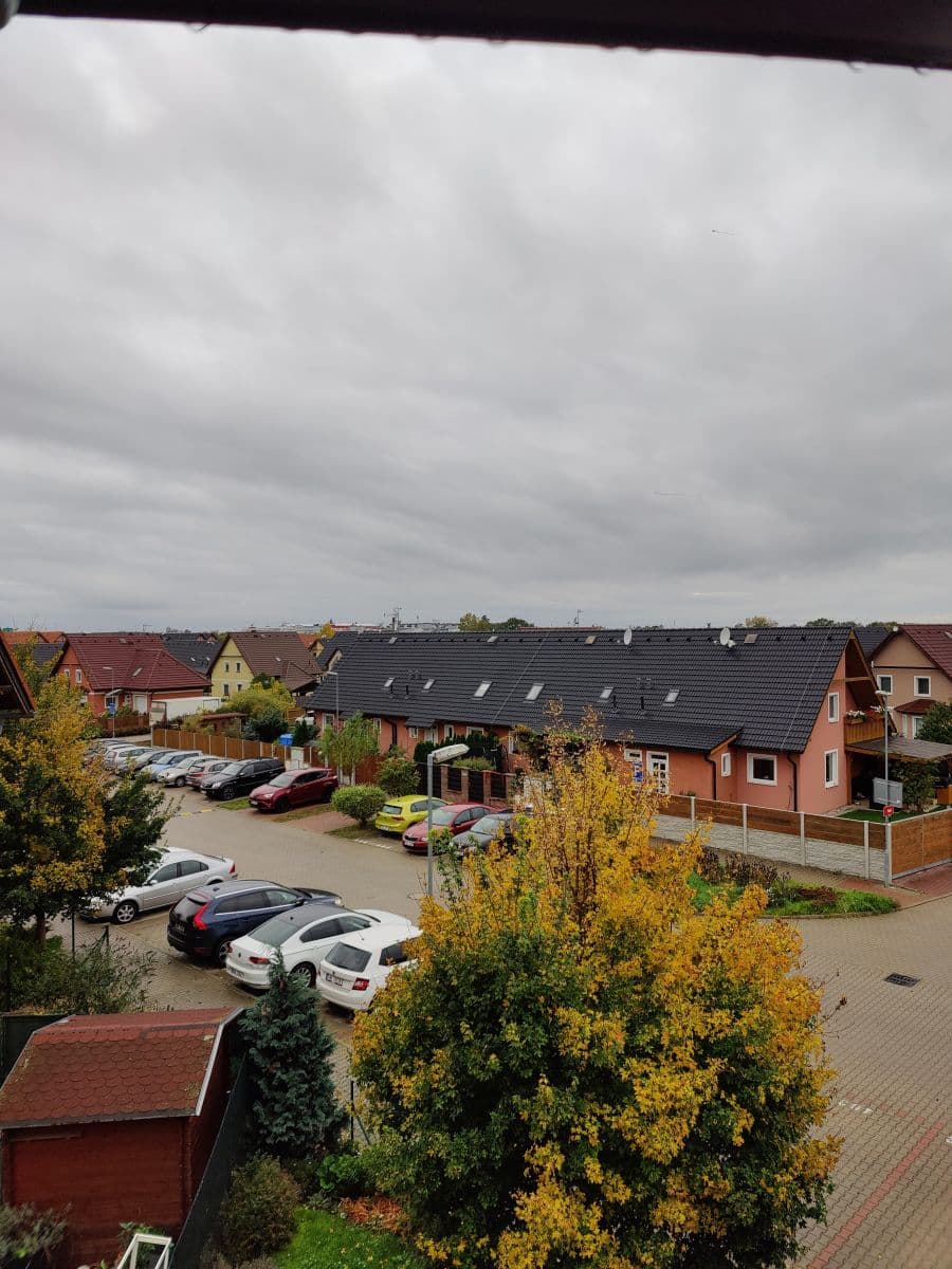 Prenájom bytu 1-izbový 52 m², U Školky, Nupaky, Středočeský kraj Prenájom bytu 1-izbový 52 m², U Školky, Nupaky, Středočeský kraj