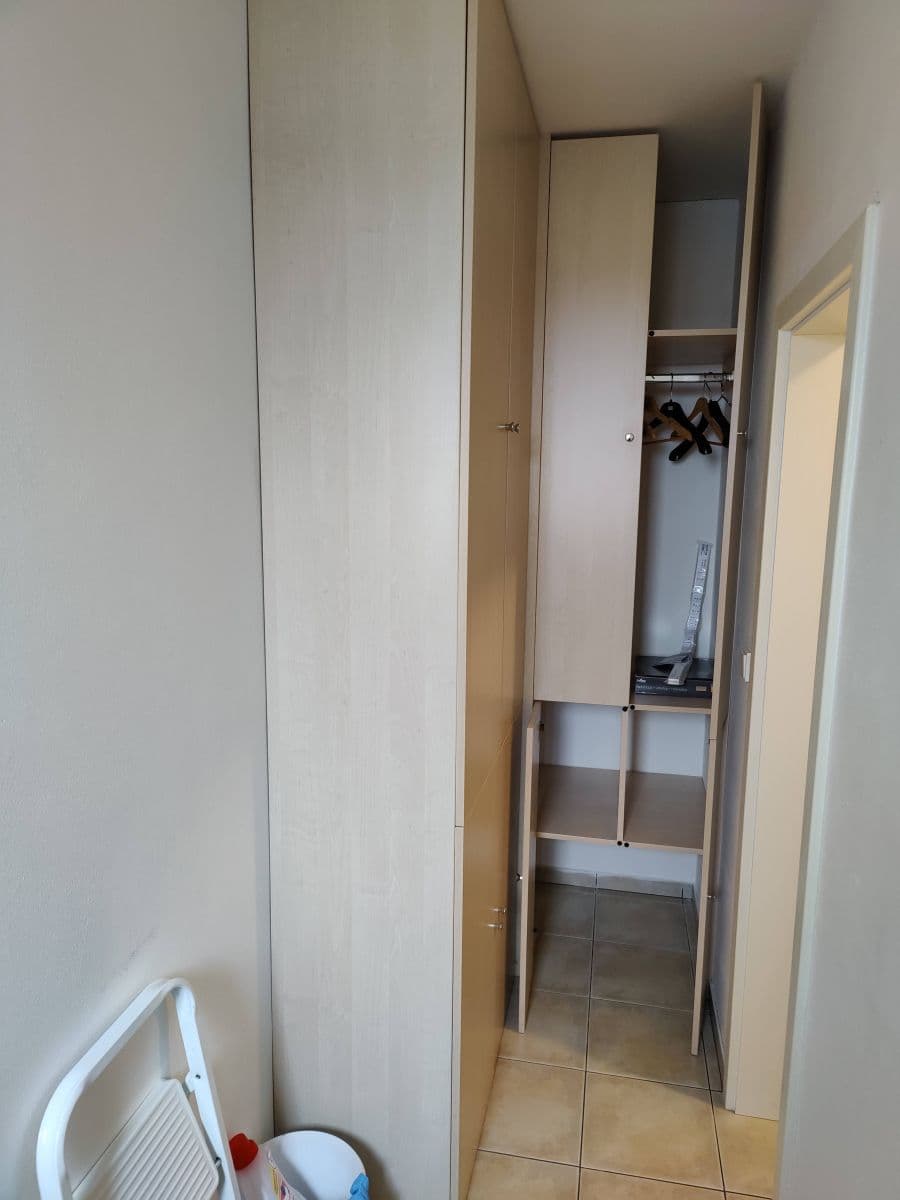 Prenájom bytu 1-izbový 52 m², U Školky, Nupaky, Středočeský kraj Prenájom bytu 1-izbový 52 m², U Školky, Nupaky, Středočeský kraj