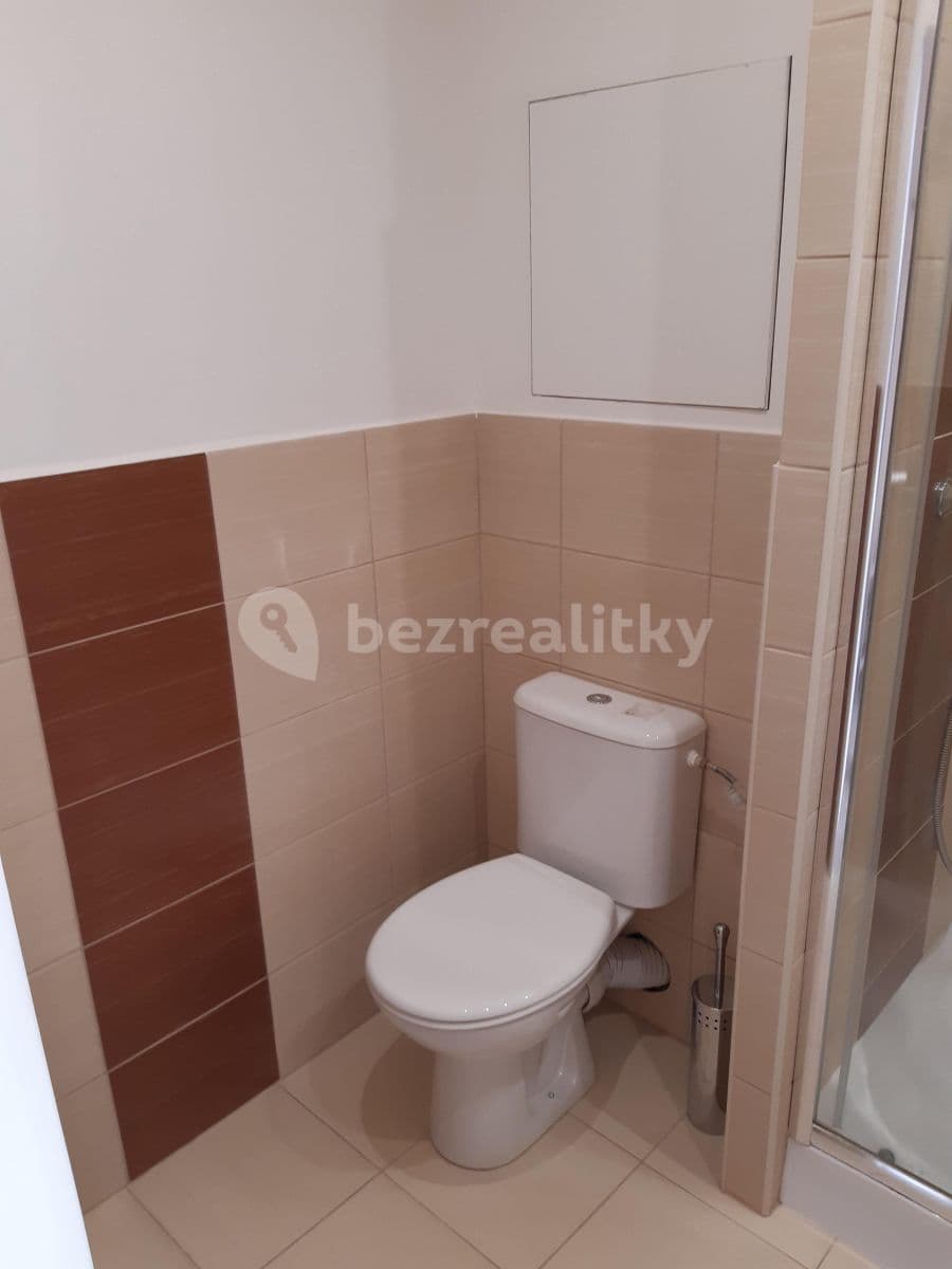 Prenájom bytu 1-izbový 33 m², Křivenická, Praha, Praha Prenájom bytu 1-izbový 33 m², Křivenická, Praha, Praha
