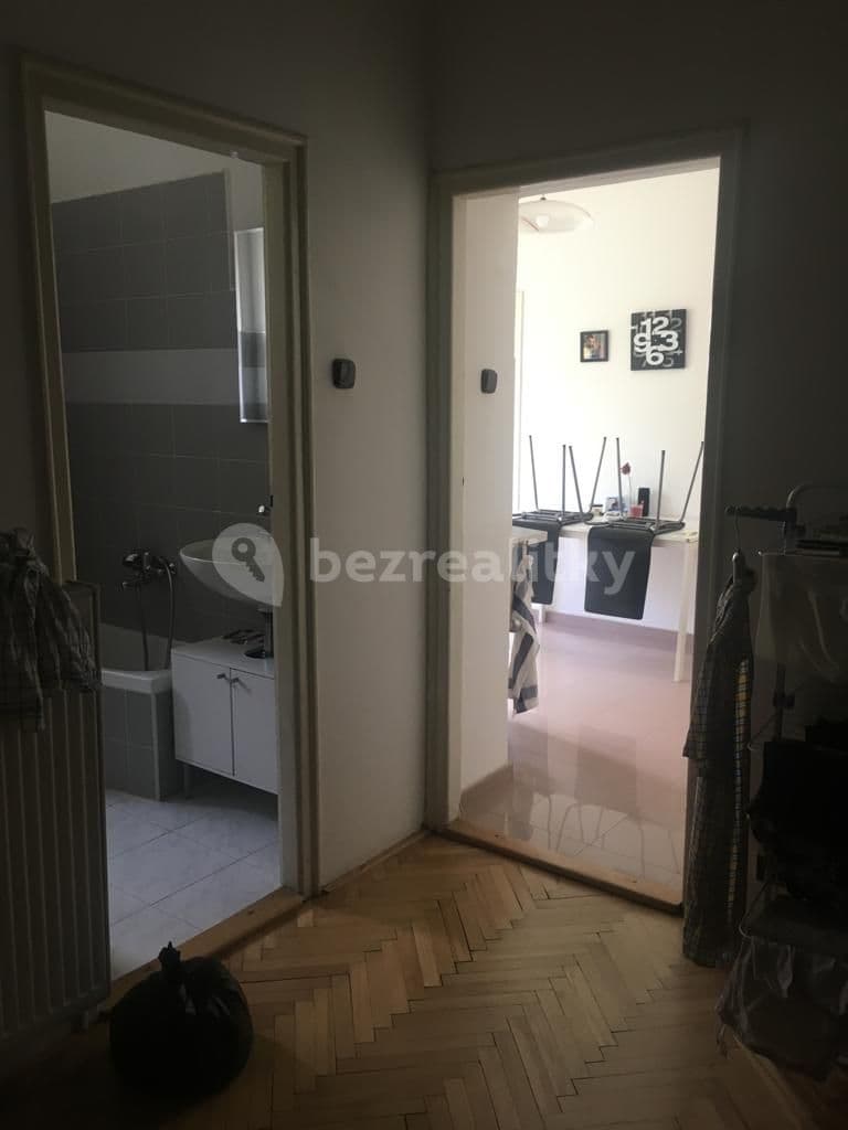 Prenájom bytu 1-izbový 33 m², Pod Zemankou, Praha, Praha Prenájom bytu 1-izbový 33 m², Pod Zemankou, Praha, Praha