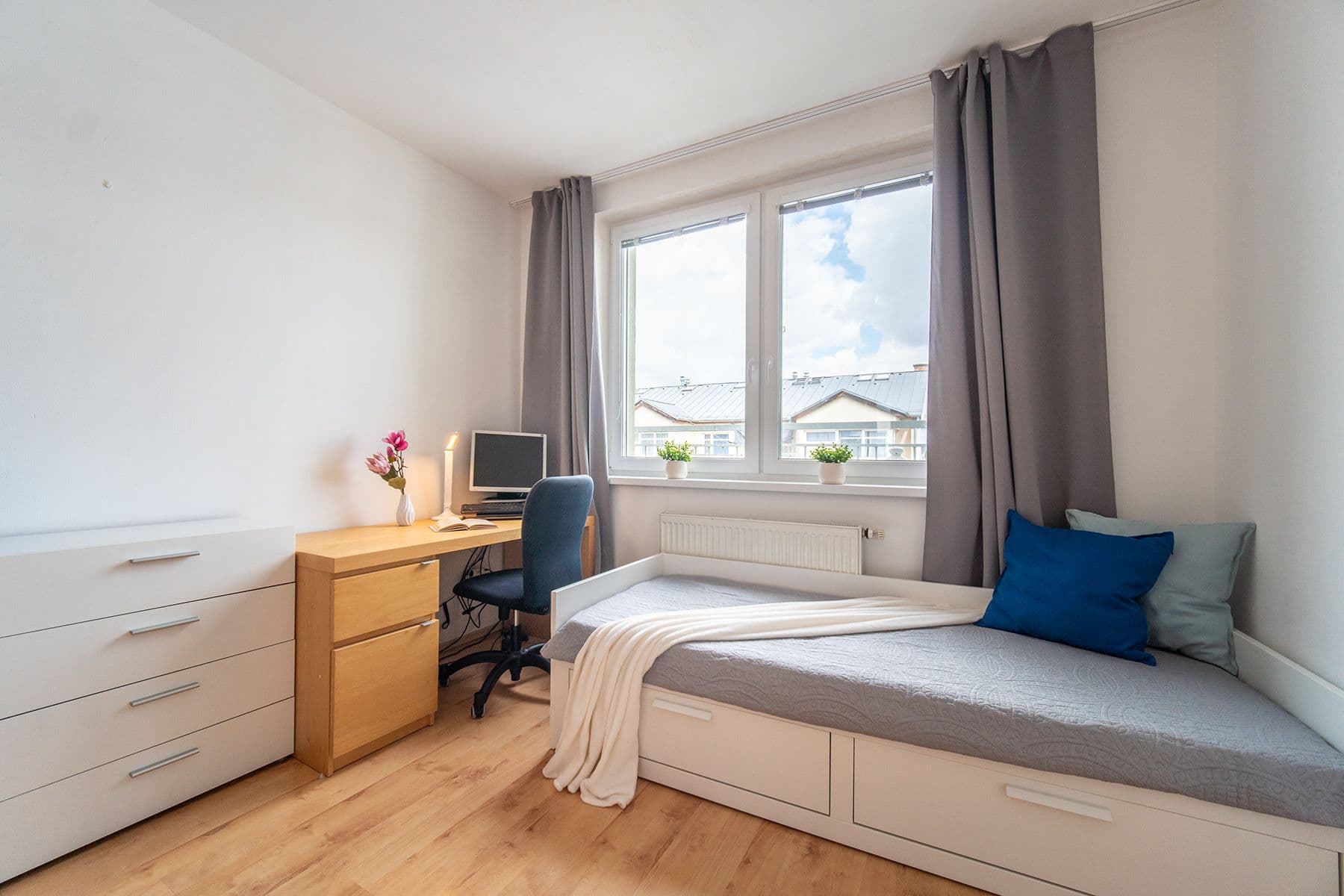 Prenájom bytu 3-izbový 79 m², V Zeleném údolí, Praha, Praha Prenájom bytu 3-izbový 79 m², V Zeleném údolí, Praha, Praha