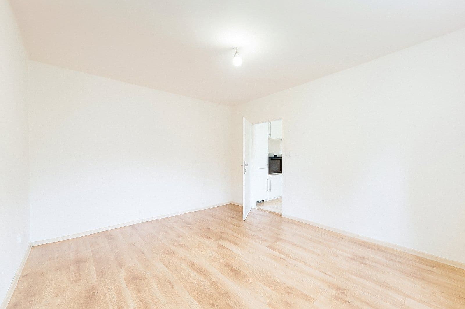 Prenájom bytu 4-izbový 82 m², Na Nábřeží, Havířov, Moravskoslezský kraj Prenájom bytu 4-izbový 82 m², Na Nábřeží, Havířov, Moravskoslezský kraj