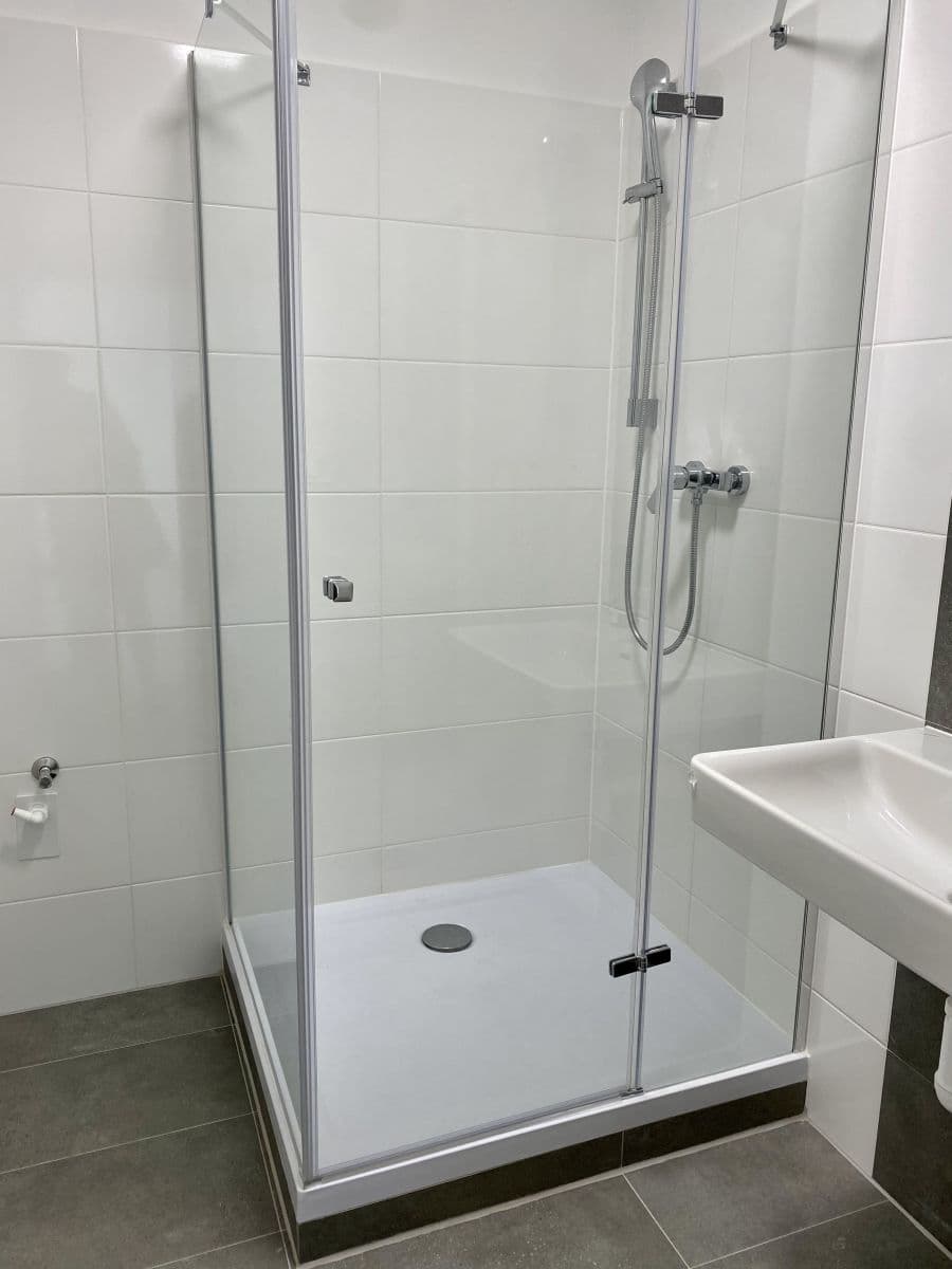 Prenájom bytu 2-izbový 38 m², Jabloňová, Praha, Praha Prenájom bytu 2-izbový 38 m², Jabloňová, Praha, Praha
