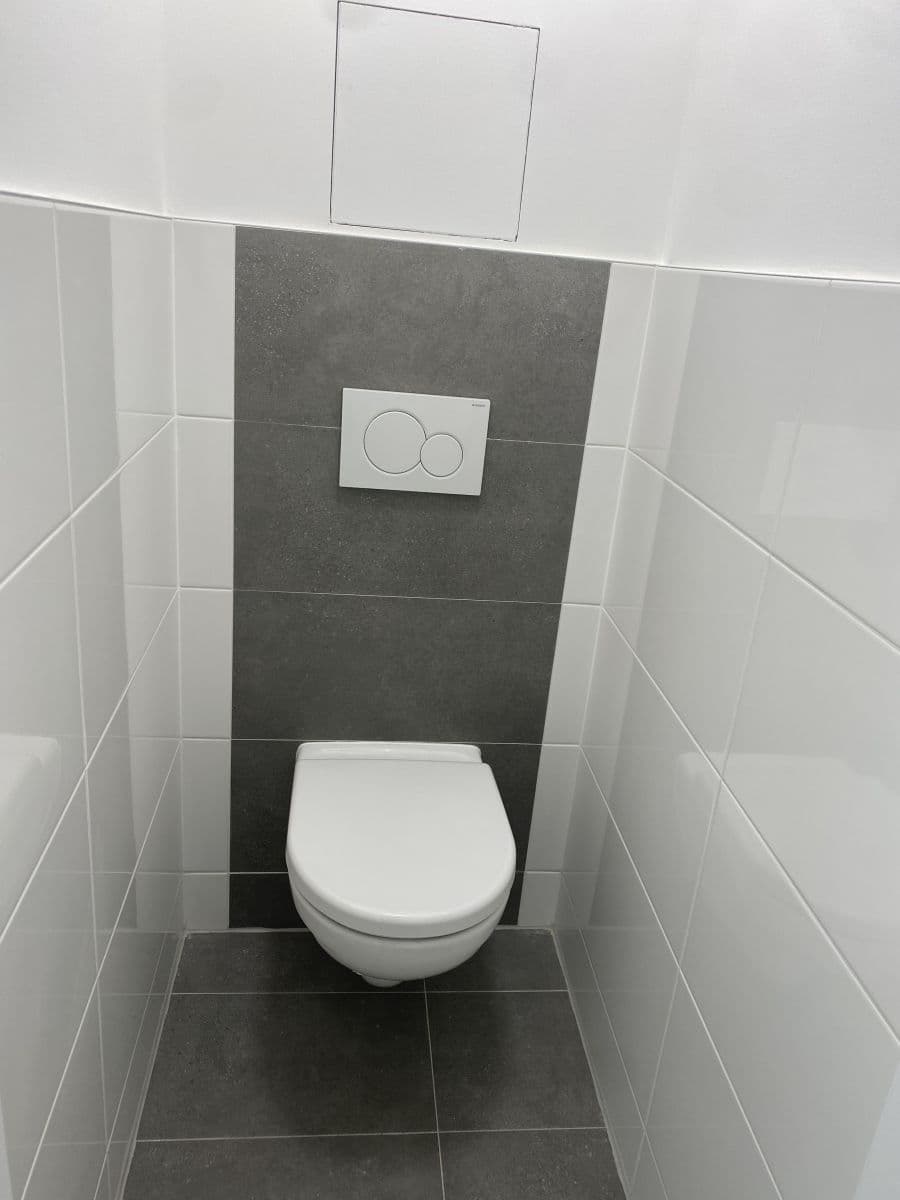 Prenájom bytu 2-izbový 38 m², Jabloňová, Praha, Praha Prenájom bytu 2-izbový 38 m², Jabloňová, Praha, Praha