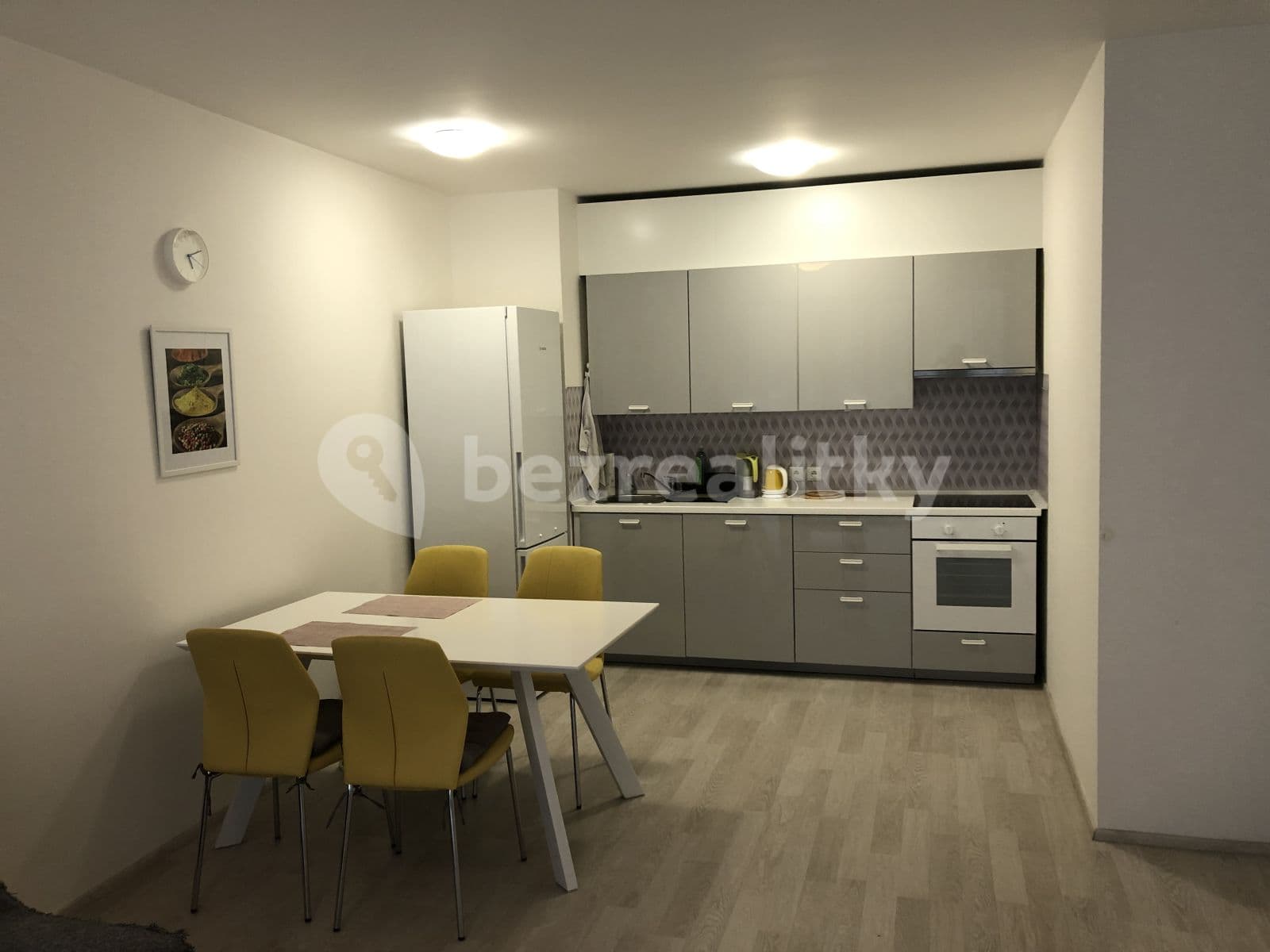 Prenájom bytu 2-izbový 55 m², U Mlýnského kanálu, Praha, Praha Prenájom bytu 2-izbový 55 m², U Mlýnského kanálu, Praha, Praha