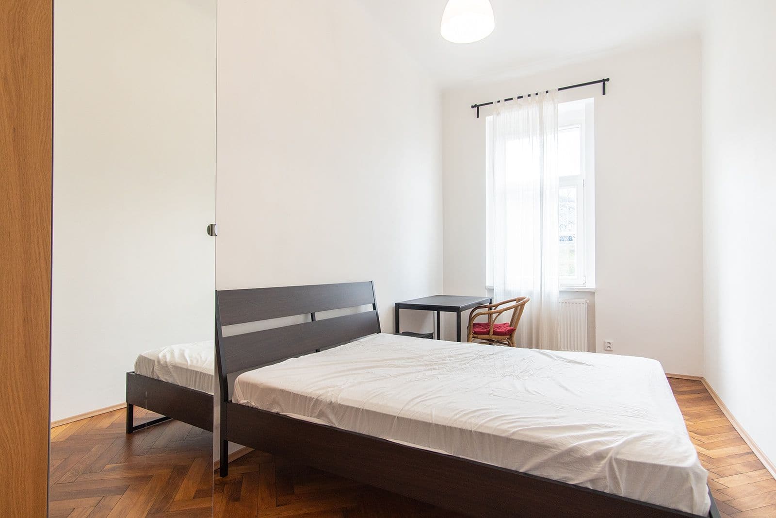 Prenájom bytu 3-izbový 70 m², Pernerova, Praha, Praha Prenájom bytu 3-izbový 70 m², Pernerova, Praha, Praha