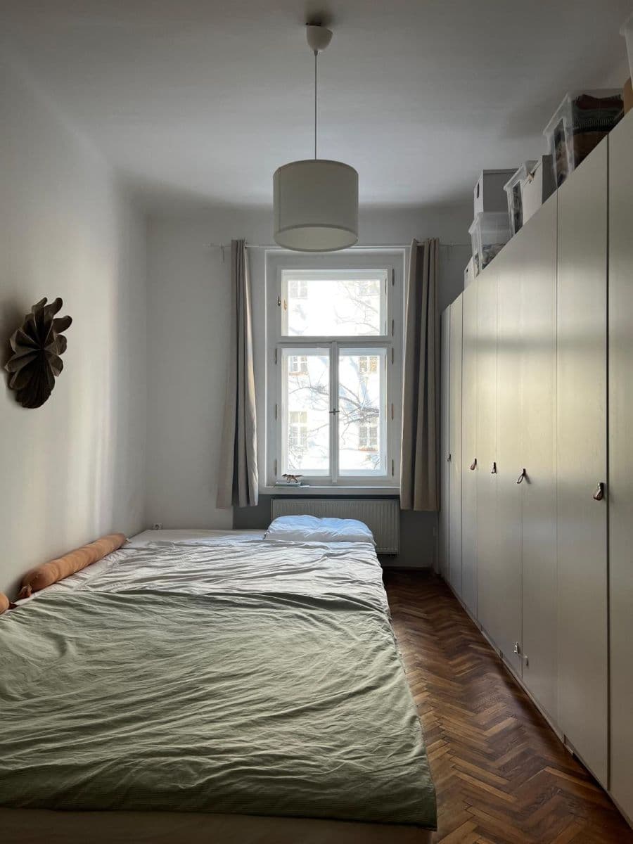 Prenájom bytu 4-izbový 135 m², U Havlíčkových sadů, Praha, Praha Prenájom bytu 4-izbový 135 m², U Havlíčkových sadů, Praha, Praha