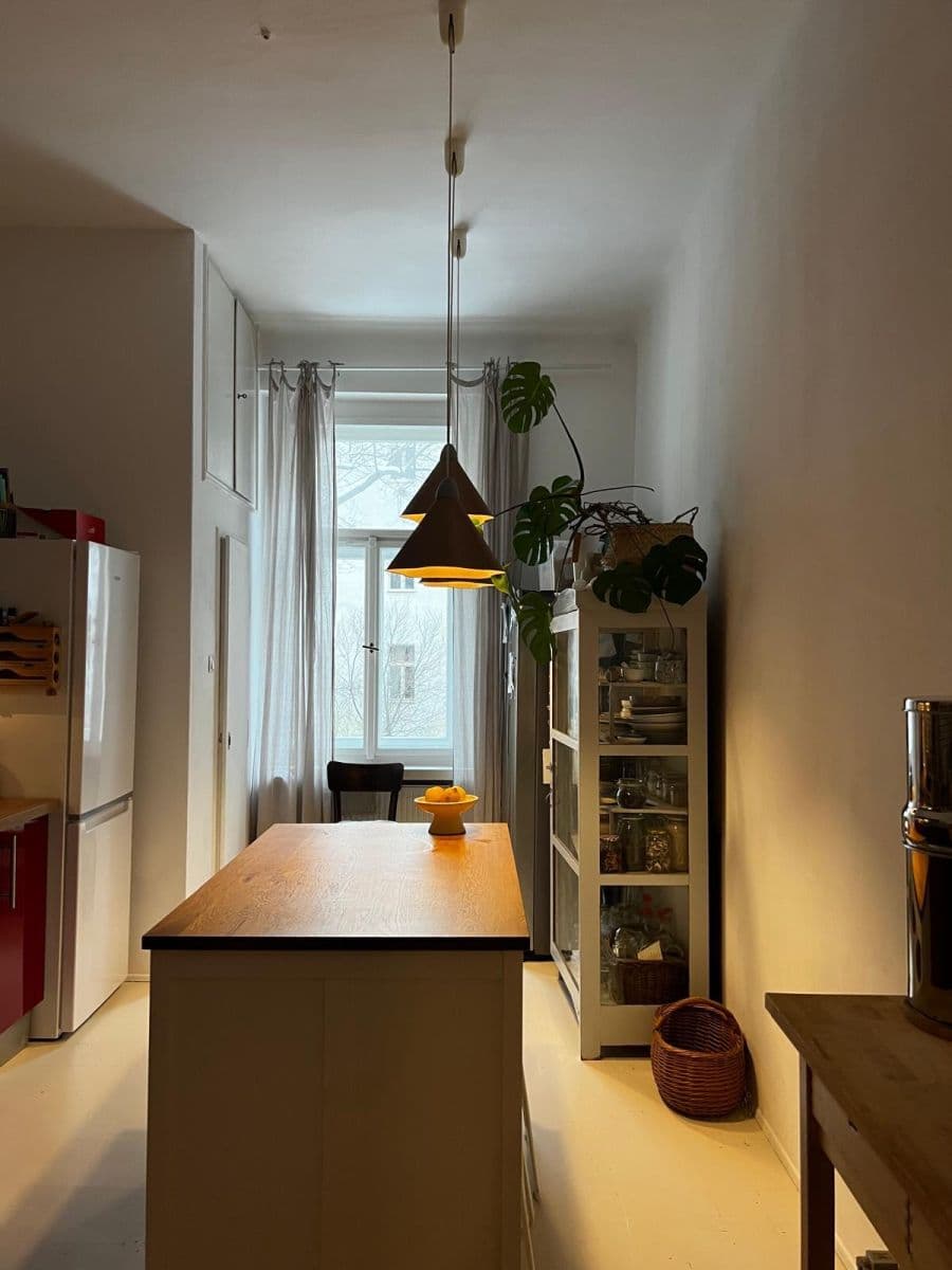 Prenájom bytu 4-izbový 135 m², U Havlíčkových sadů, Praha, Praha Prenájom bytu 4-izbový 135 m², U Havlíčkových sadů, Praha, Praha