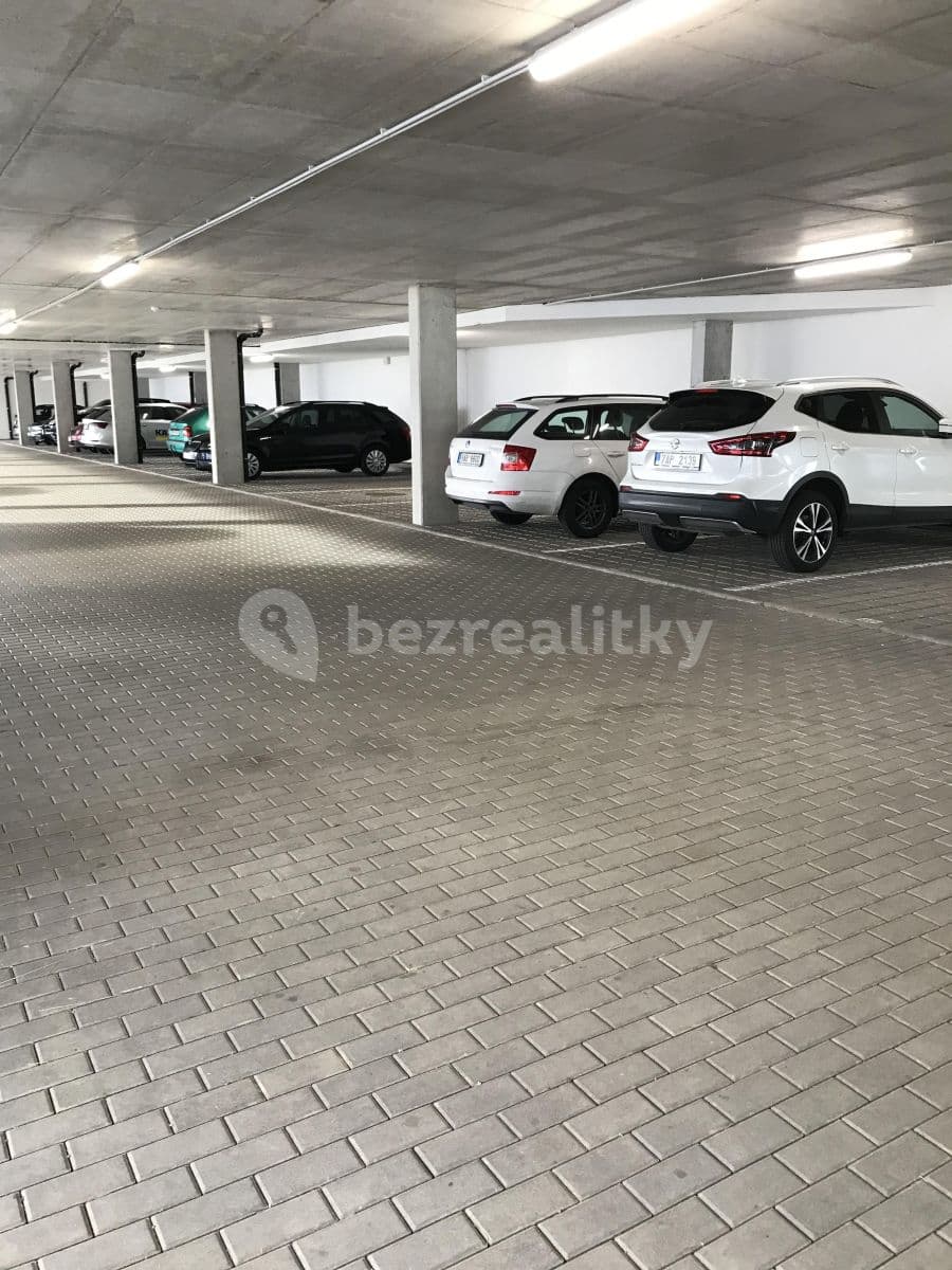 Prenájom bytu 1-izbový 55 m², U Škol, Bučovice, Jihomoravský kraj Prenájom bytu 1-izbový 55 m², U Škol, Bučovice, Jihomoravský kraj