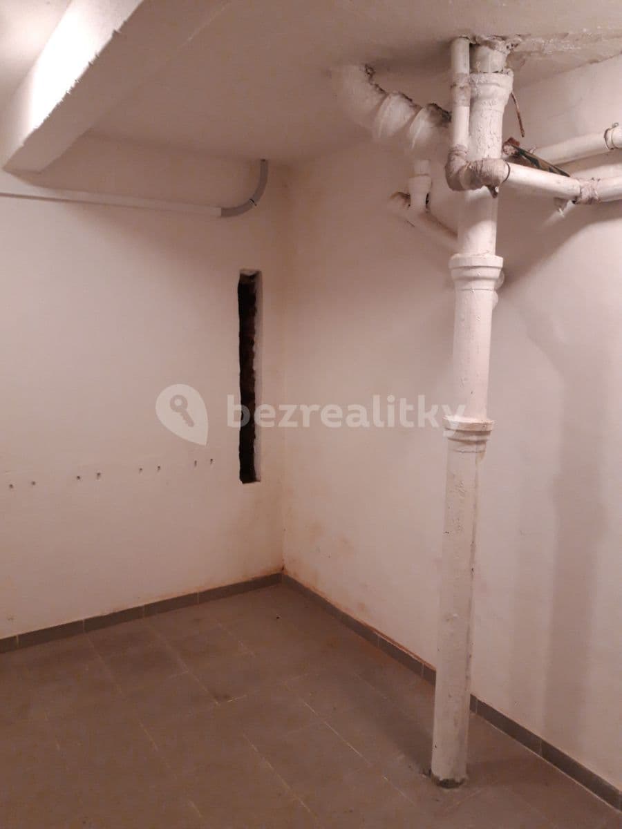 Prenájom nebytového priestoru 20 m², Havanská, Praha, Praha Prenájom nebytového priestoru 20 m², Havanská, Praha, Praha