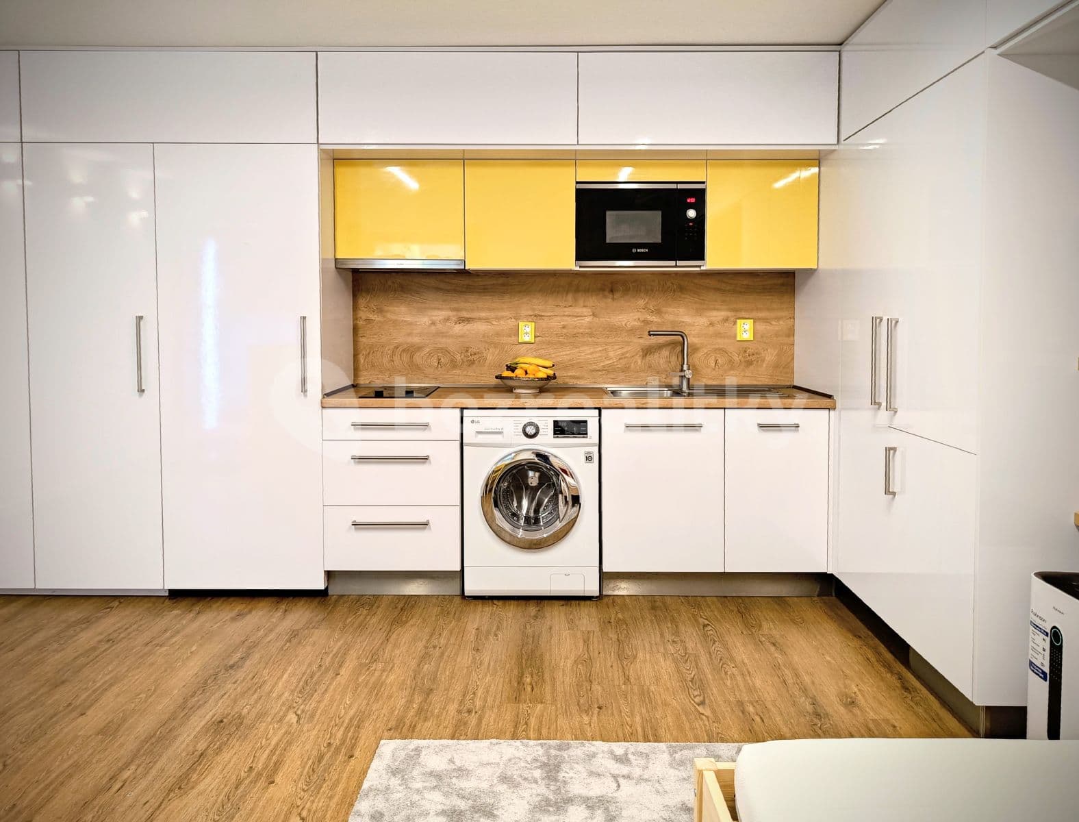Prenájom bytu 1-izbový 27 m², U Albrechtova vrchu, Praha, Praha Prenájom bytu 1-izbový 27 m², U Albrechtova vrchu, Praha, Praha