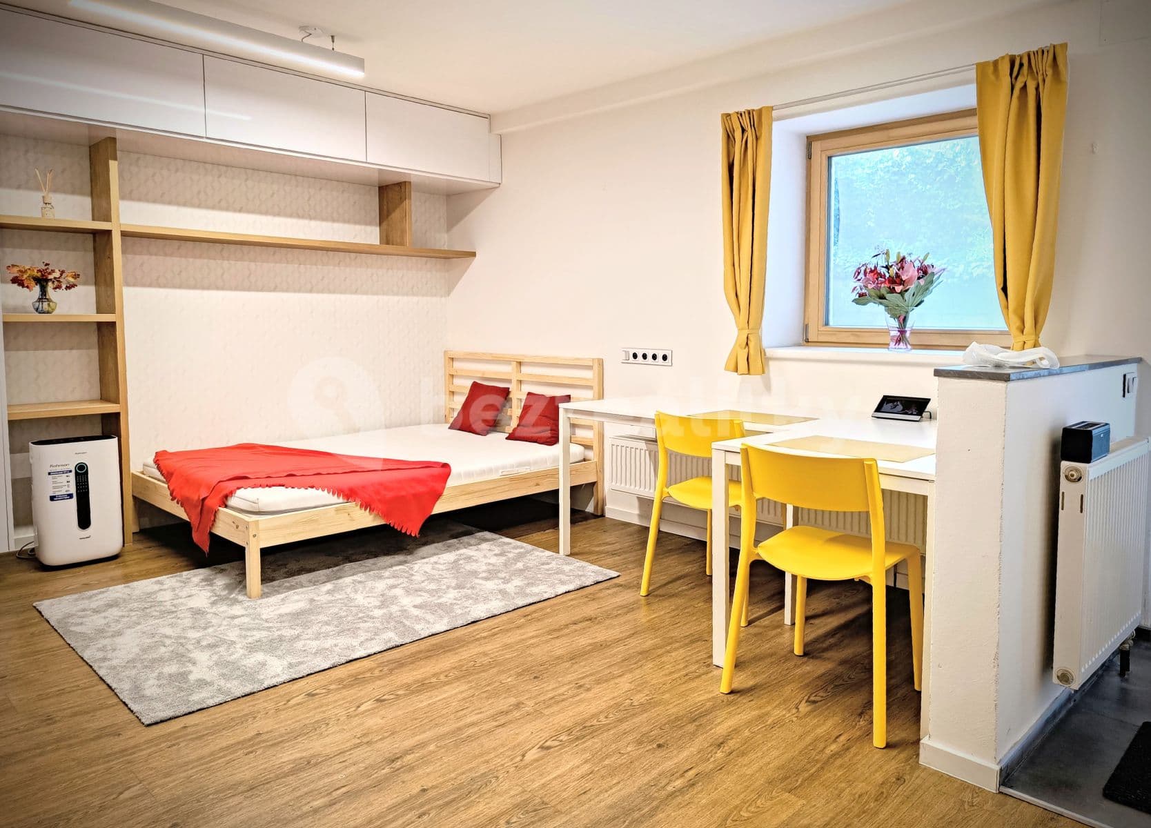 Prenájom bytu 1-izbový 27 m², U Albrechtova vrchu, Praha, Praha Prenájom bytu 1-izbový 27 m², U Albrechtova vrchu, Praha, Praha