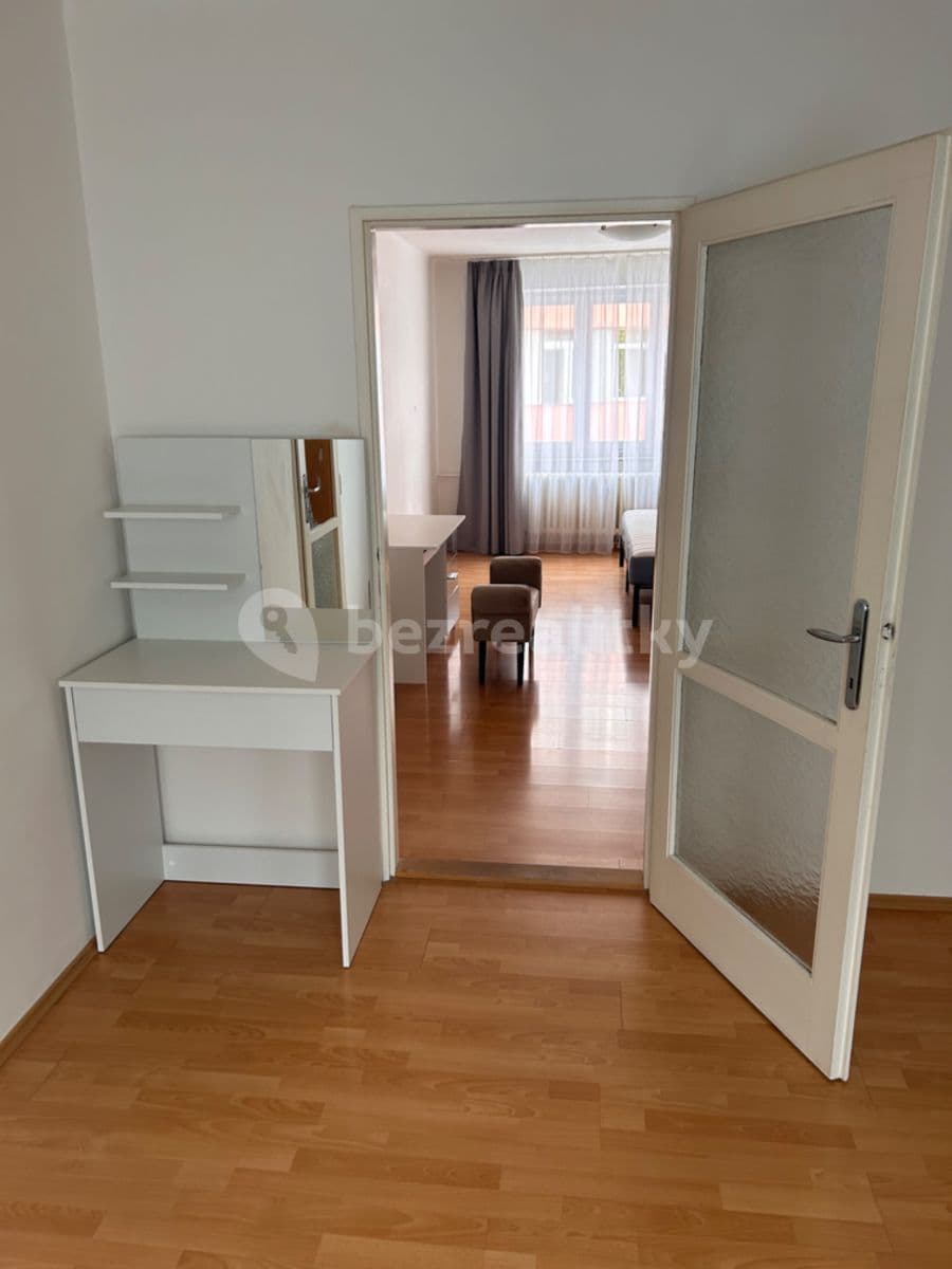 Prenájom bytu 2-izbový 54 m², Lihovarská, Praha, Praha