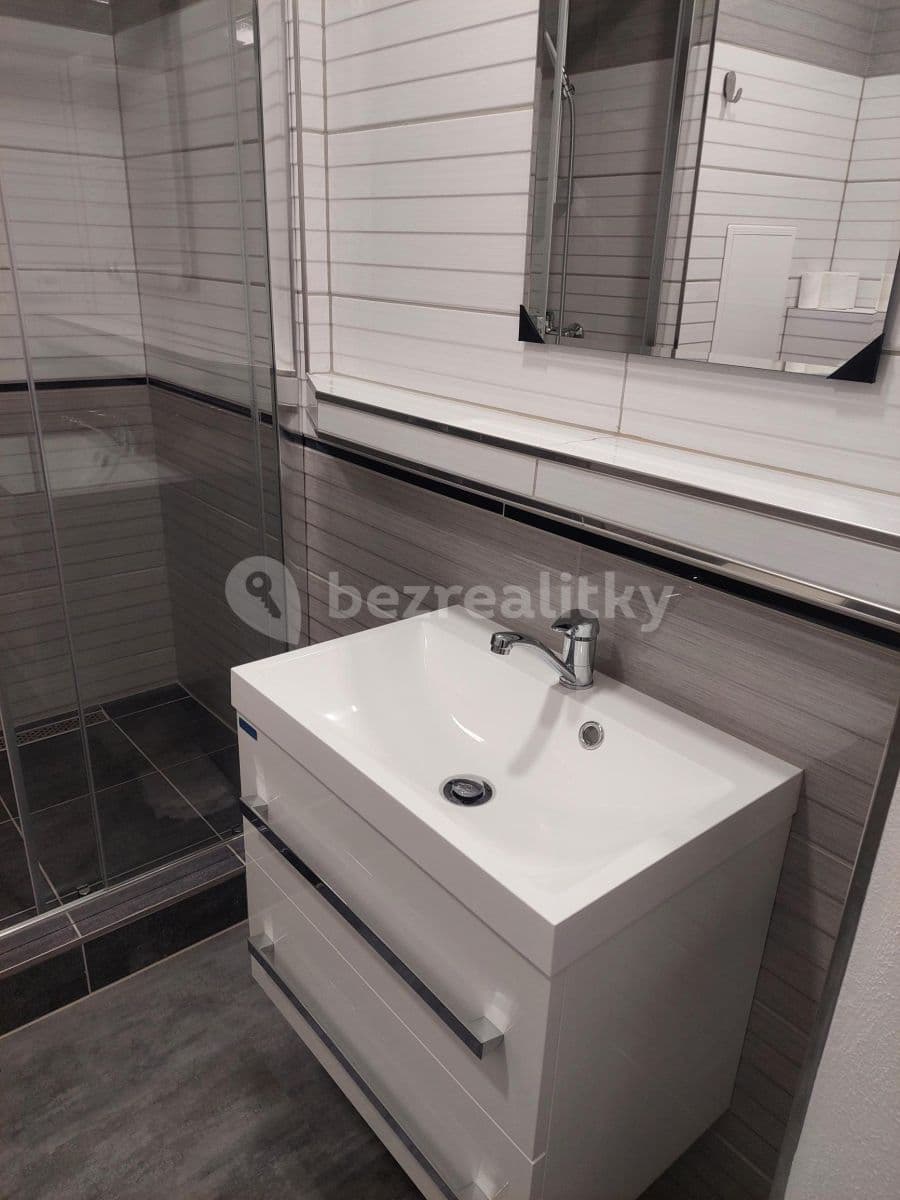 Prenájom bytu Garsoniéra 20 m², Tyršova, Chodov, Karlovarský kraj Prenájom bytu Garsoniéra 20 m², Tyršova, Chodov, Karlovarský kraj