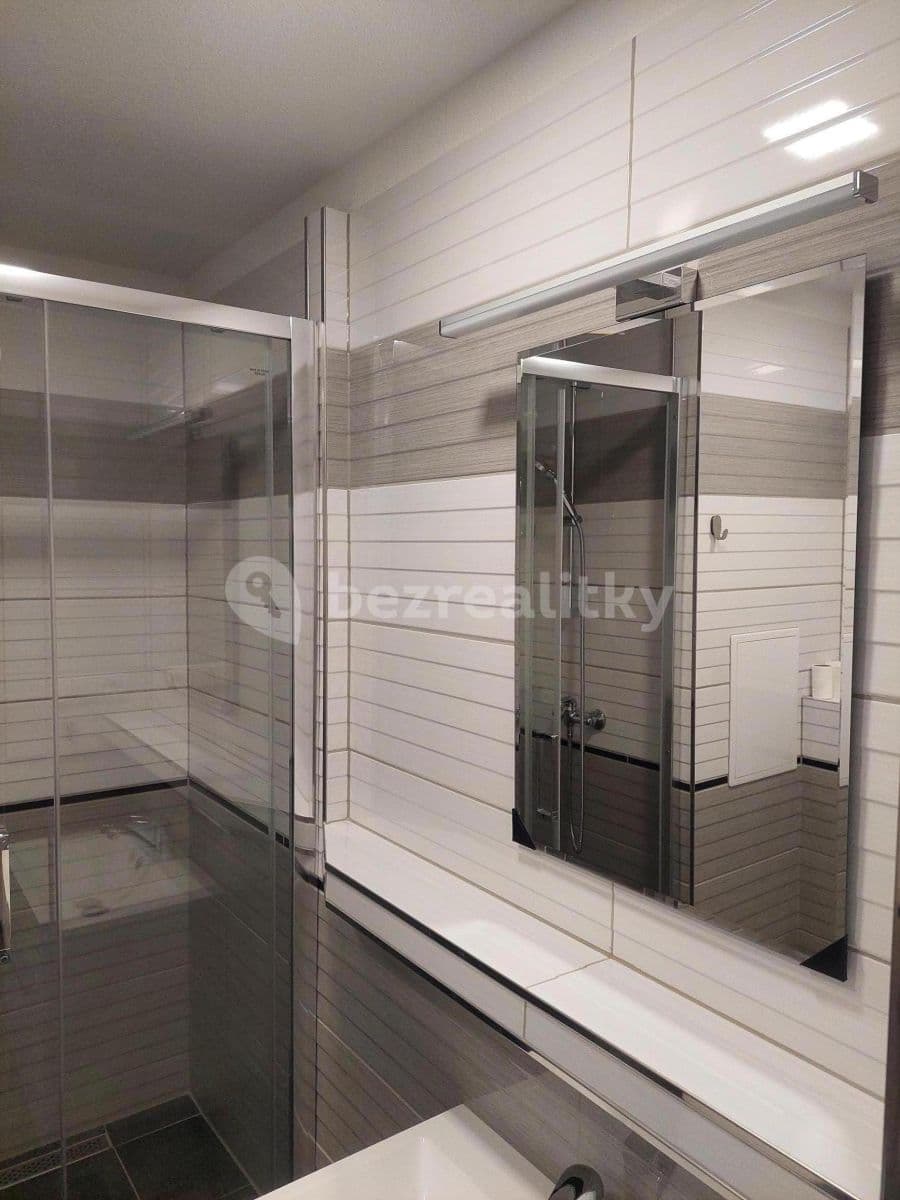 Prenájom bytu Garsoniéra 20 m², Tyršova, Chodov, Karlovarský kraj Prenájom bytu Garsoniéra 20 m², Tyršova, Chodov, Karlovarský kraj