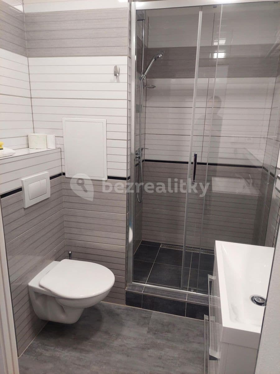 Prenájom bytu Garsoniéra 20 m², Tyršova, Chodov, Karlovarský kraj Prenájom bytu Garsoniéra 20 m², Tyršova, Chodov, Karlovarský kraj