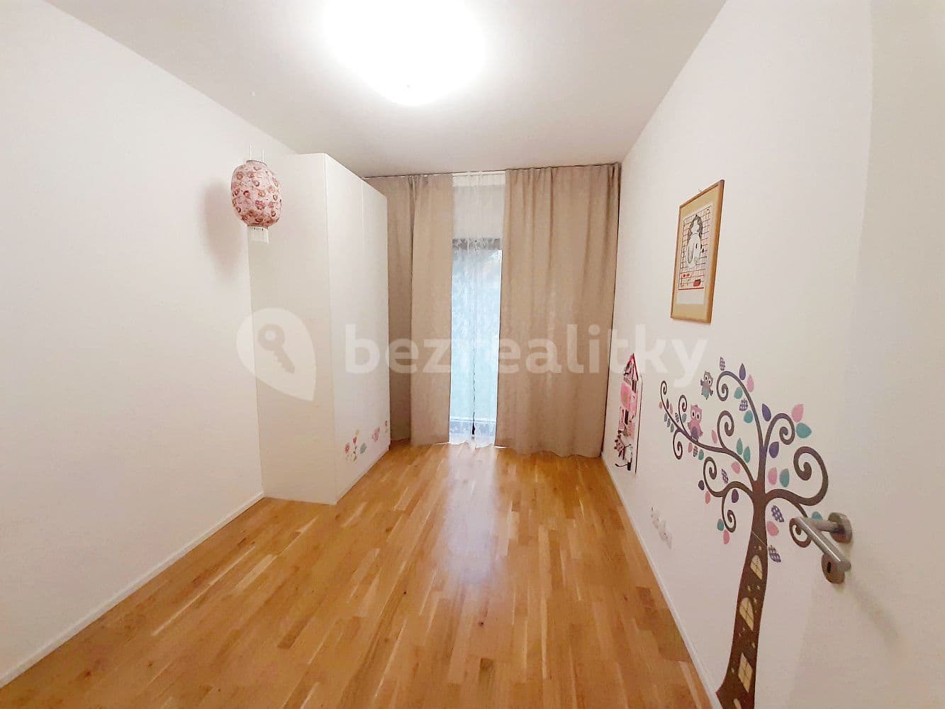 Prenájom bytu 3-izbový 84 m², Nepomuckých, Praha, Praha Prenájom bytu 3-izbový 84 m², Nepomuckých, Praha, Praha