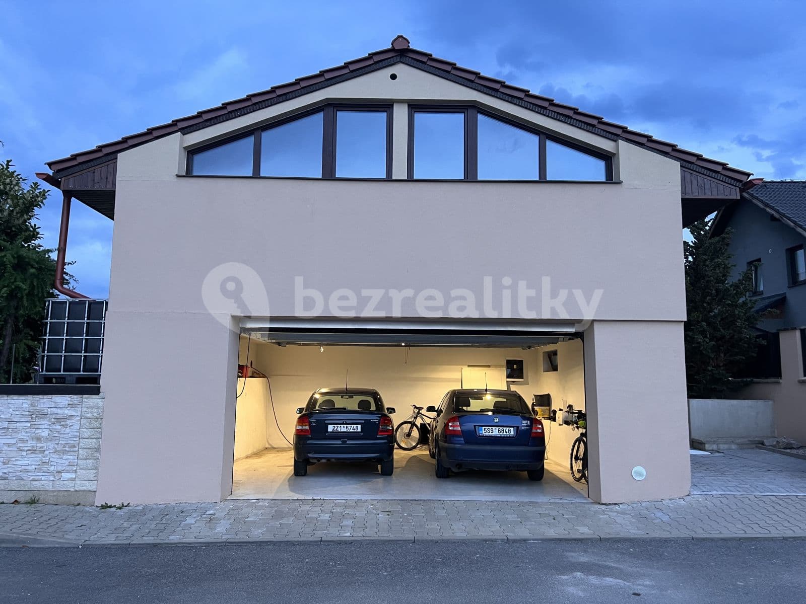 Prenájom domu 180 m², pozemek 1.100 m², Na Výsluní, Králův Dvůr, Středočeský kraj Prenájom domu 180 m², pozemek 1.100 m², Na Výsluní, Králův Dvůr, Středočeský kraj