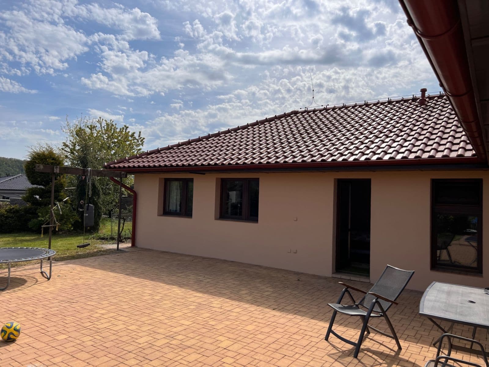 Prenájom domu 180 m², pozemek 1.100 m², Na Výsluní, Králův Dvůr, Středočeský kraj Prenájom domu 180 m², pozemek 1.100 m², Na Výsluní, Králův Dvůr, Středočeský kraj