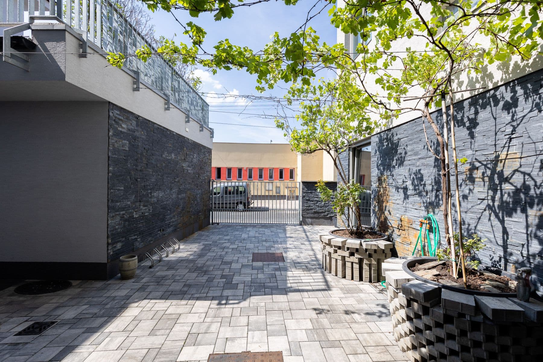 Prenájom bytu 4-izbový 126 m², Vojtěšská, Neratovice, Středočeský kraj Prenájom bytu 4-izbový 126 m², Vojtěšská, Neratovice, Středočeský kraj