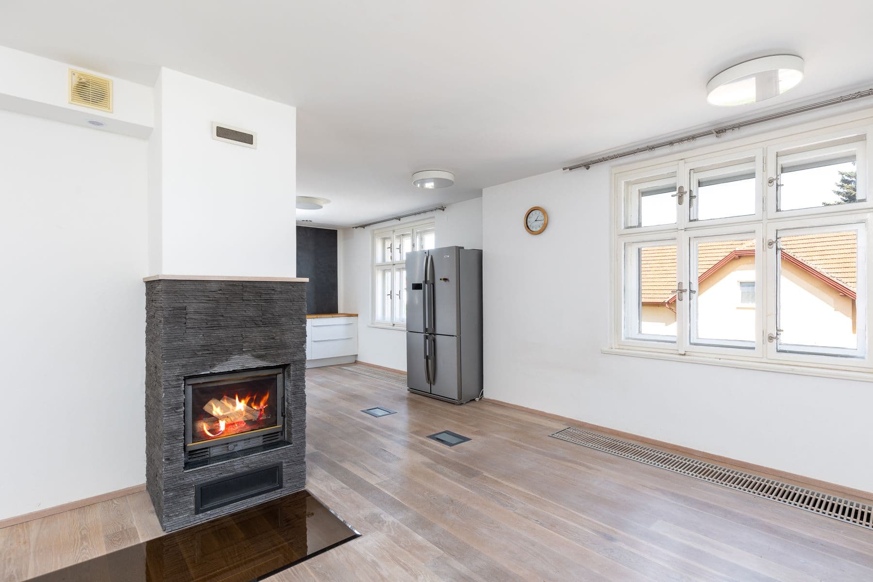 Prenájom bytu 4-izbový 126 m², Vojtěšská, Neratovice, Středočeský kraj Prenájom bytu 4-izbový 126 m², Vojtěšská, Neratovice, Středočeský kraj