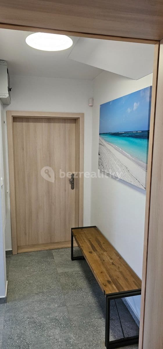 Prenájom bytu 3-izbový 92 m², Vojtěšská, Neratovice, Středočeský kraj Prenájom bytu 3-izbový 92 m², Vojtěšská, Neratovice, Středočeský kraj