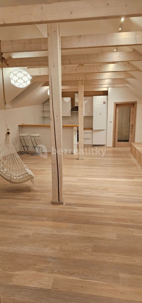 Prenájom bytu 2-izbový 90 m², Vojtěšská, Neratovice, Středočeský kraj Prenájom bytu 2-izbový 90 m², Vojtěšská, Neratovice, Středočeský kraj