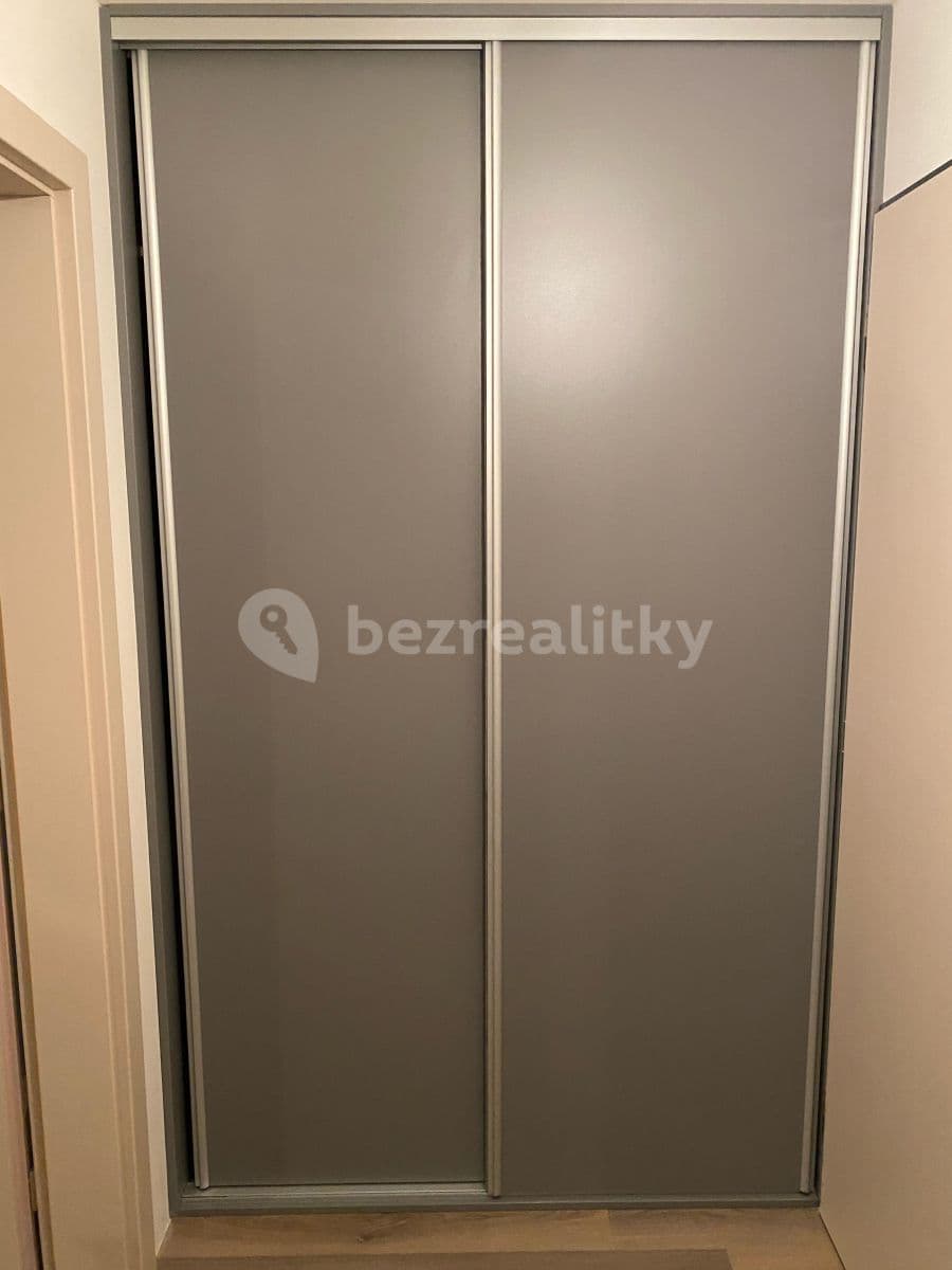 Prenájom bytu 1-izbový 37 m², Čerpadlová, Praha, Praha Prenájom bytu 1-izbový 37 m², Čerpadlová, Praha, Praha