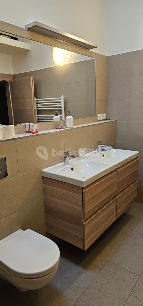 Prenájom bytu 2-izbový 70 m², Vojtěšská, Neratovice, Středočeský kraj Prenájom bytu 2-izbový 70 m², Vojtěšská, Neratovice, Středočeský kraj