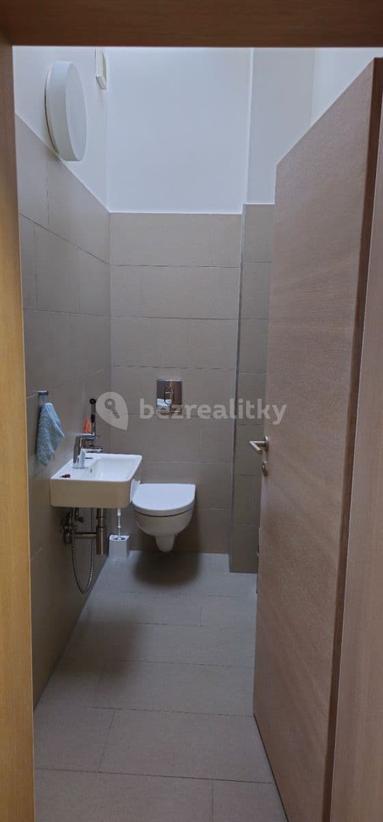 Prenájom bytu 2-izbový 70 m², Vojtěšská, Neratovice, Středočeský kraj Prenájom bytu 2-izbový 70 m², Vojtěšská, Neratovice, Středočeský kraj