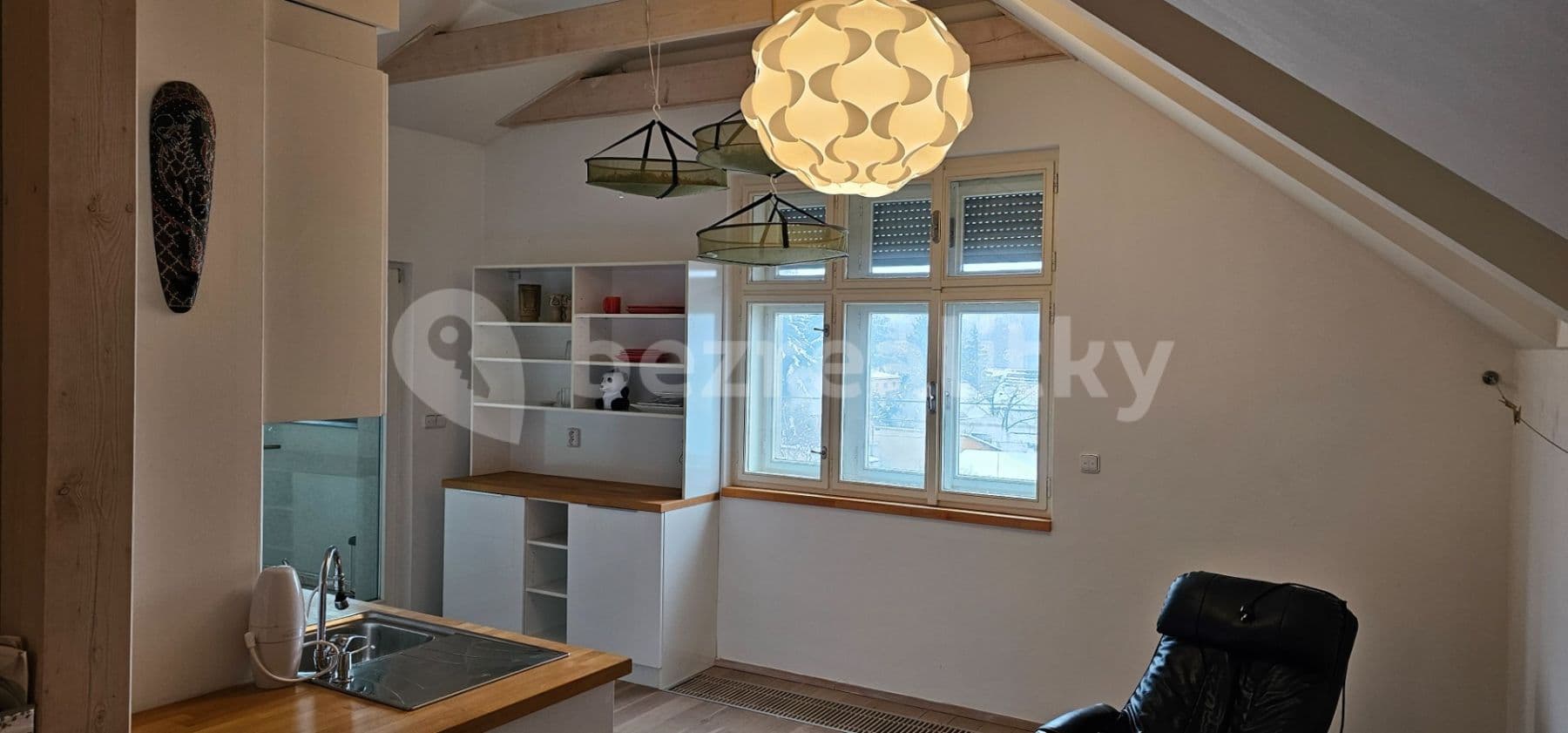 Prenájom bytu 2-izbový 70 m², Vojtěšská, Neratovice, Středočeský kraj Prenájom bytu 2-izbový 70 m², Vojtěšská, Neratovice, Středočeský kraj