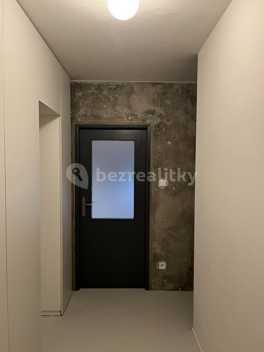 Predaj bytu 3-izbový 57 m², Vrbčanská, Praha, Praha