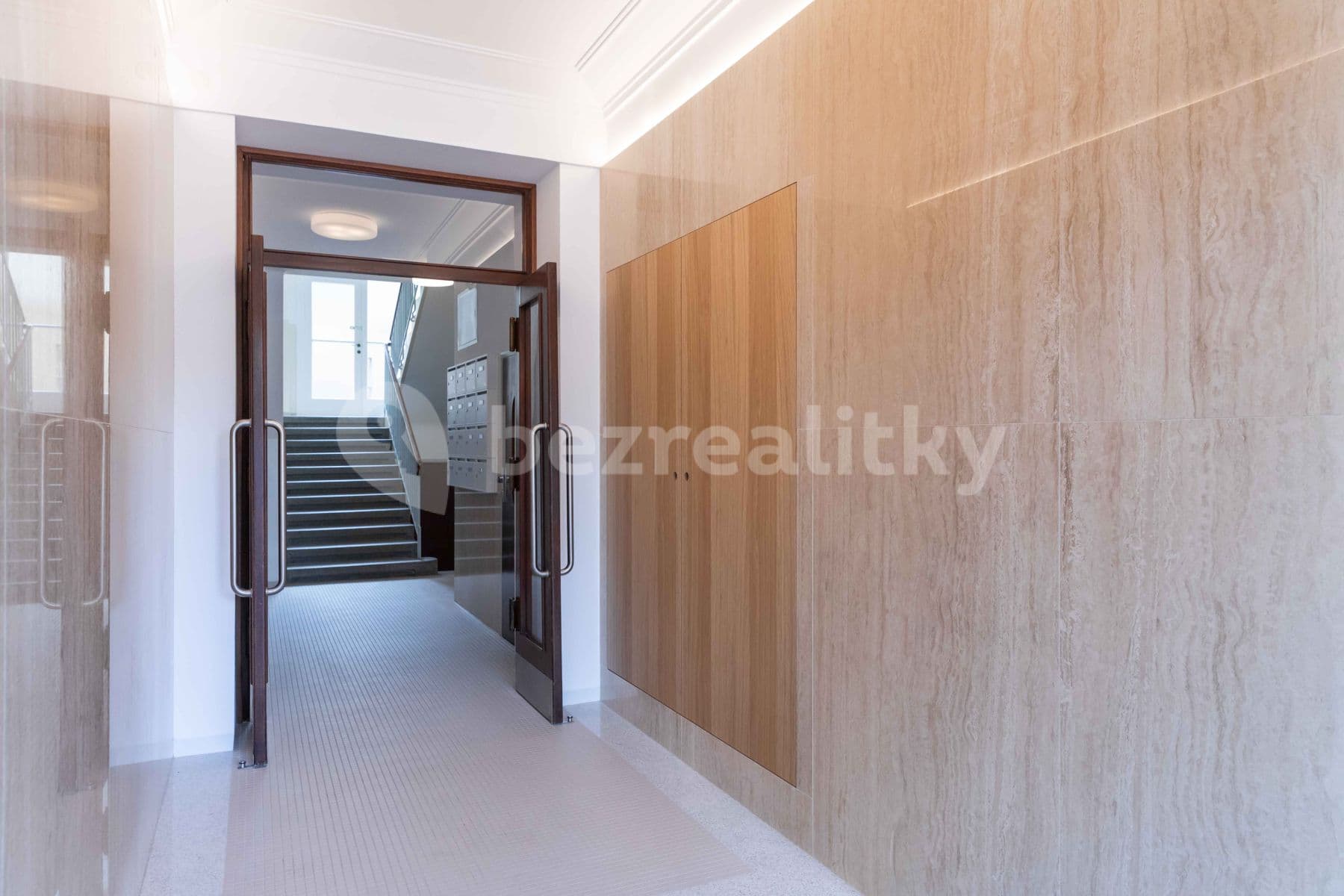 Prenájom bytu 2-izbový 48 m², Ondříčkova, Praha, Praha Prenájom bytu 2-izbový 48 m², Ondříčkova, Praha, Praha