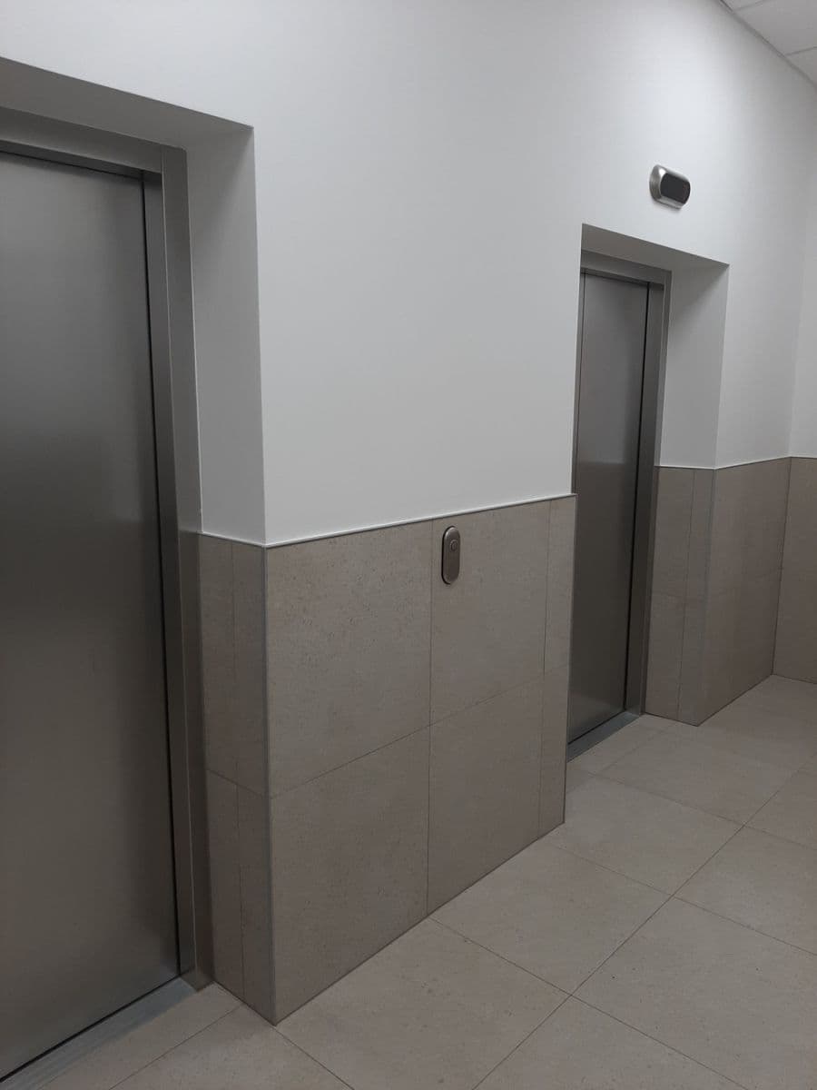 Prenájom bytu 2-izbový 56 m², Zadunajská cesta, Petržalka, Bratislavský kraj Prenájom bytu 2-izbový 56 m², Zadunajská cesta, Petržalka, Bratislavský kraj